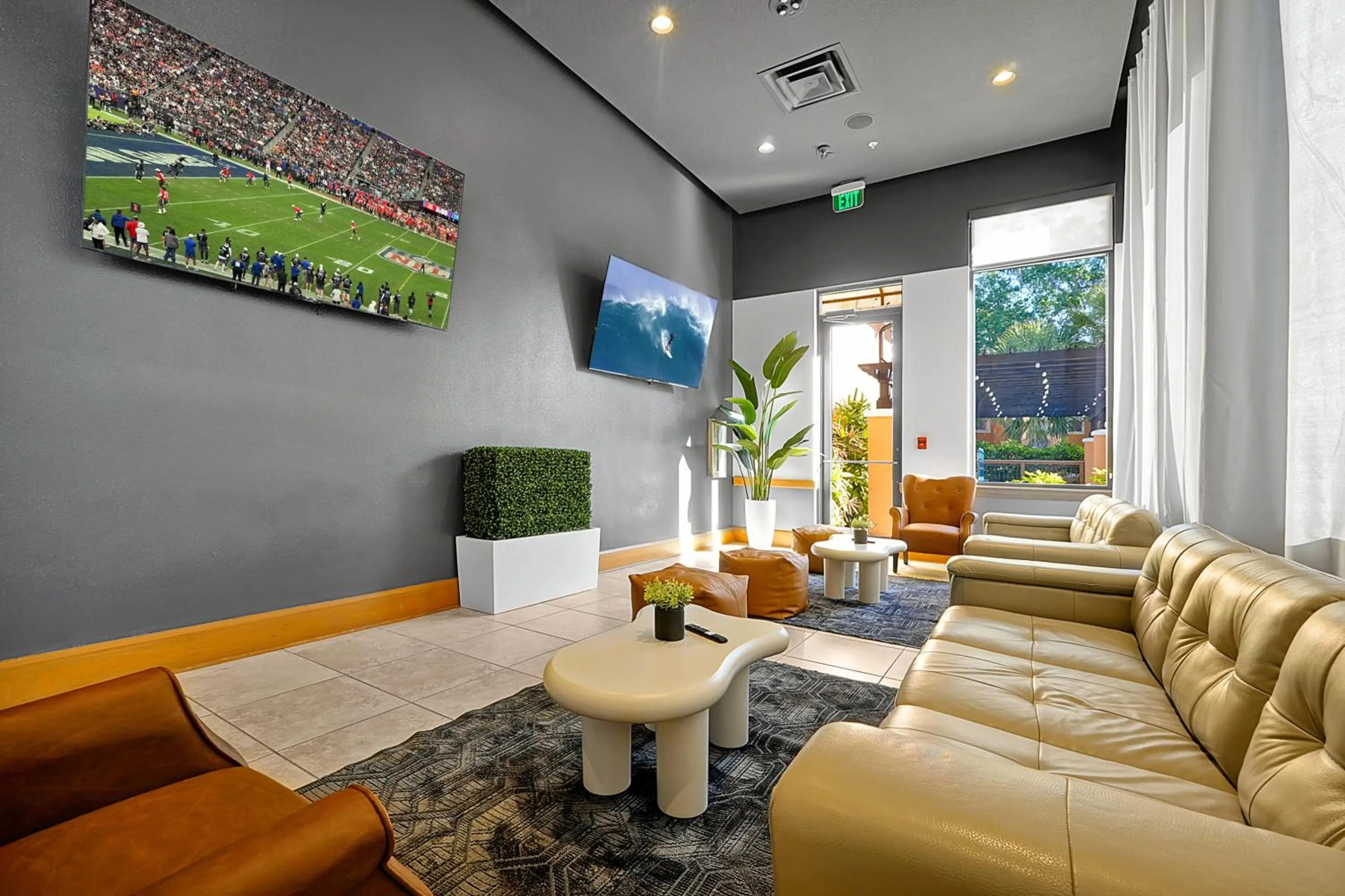 Restaurant/places to eat in Regal Oaks Resort Vacation Townhomes by IDILIQ - Free Private Hot tub!