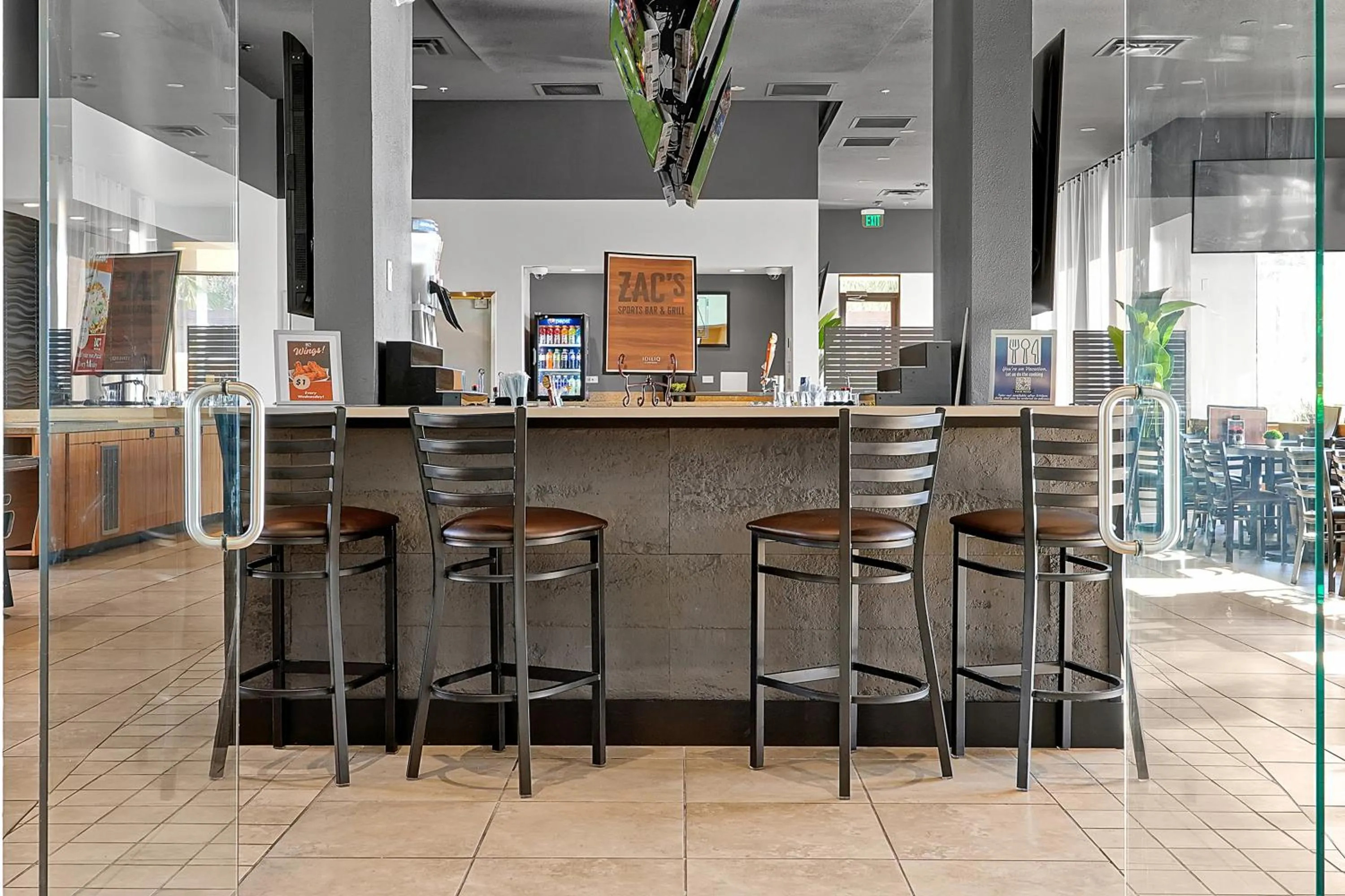 Restaurant/places to eat in Regal Oaks Resort Vacation Townhomes by IDILIQ - Free Private Hot tub!