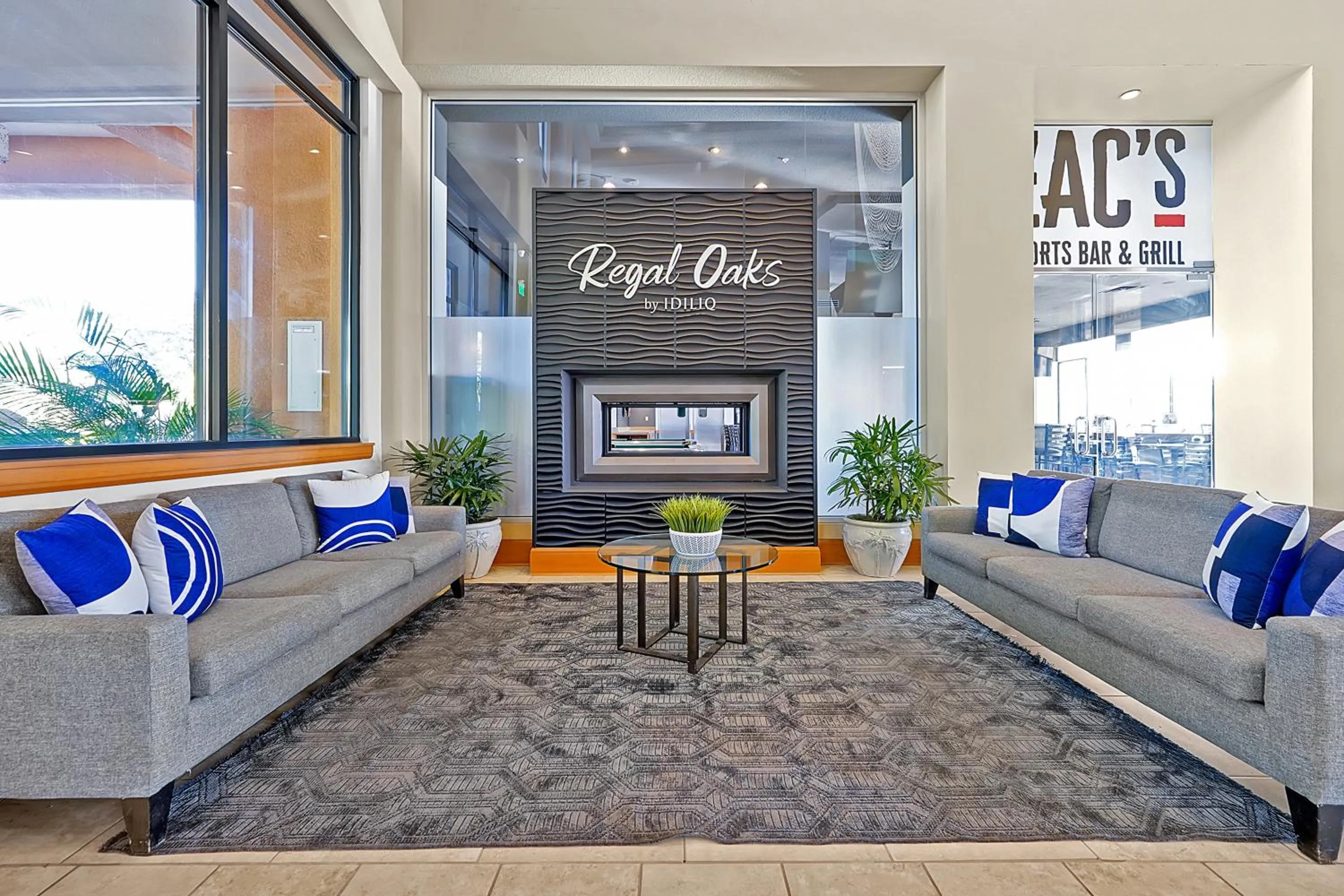 Seating area in Regal Oaks Resort Vacation Townhomes by IDILIQ - Free Private Hot tub!