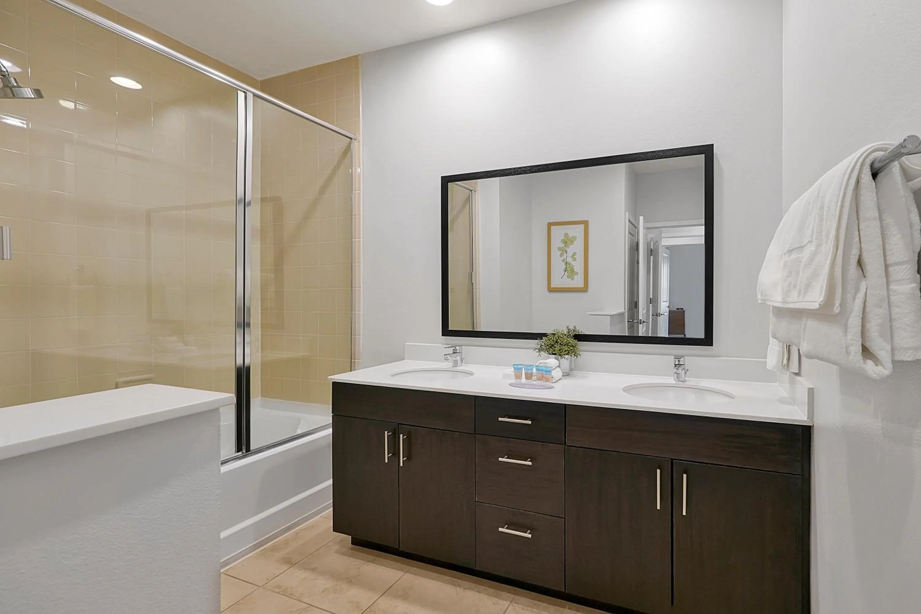 Shower, Bathroom in Regal Oaks A Clc World Resort - Kissimmee