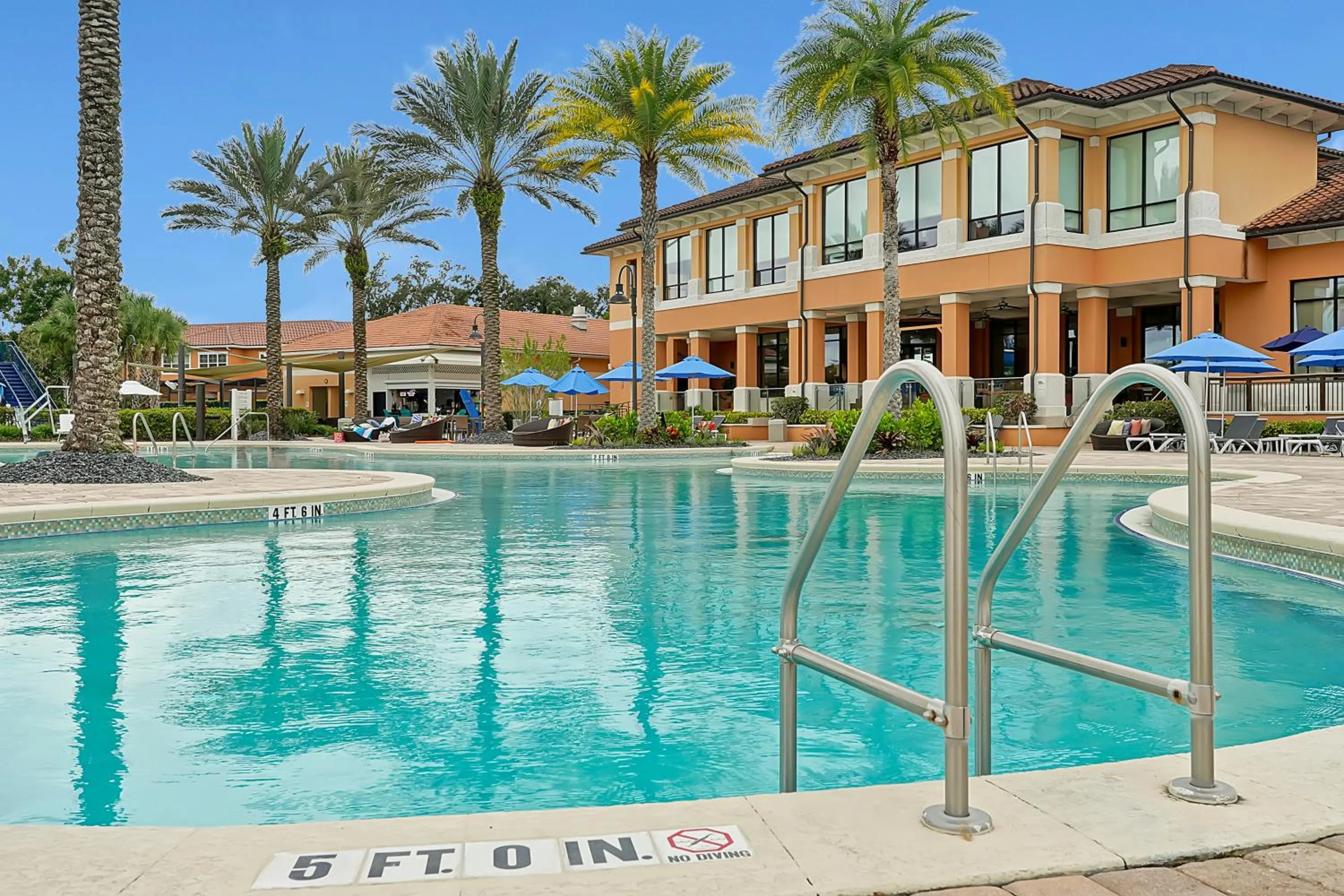 Swimming Pool in Regal Oaks A Clc World Resort - Kissimmee