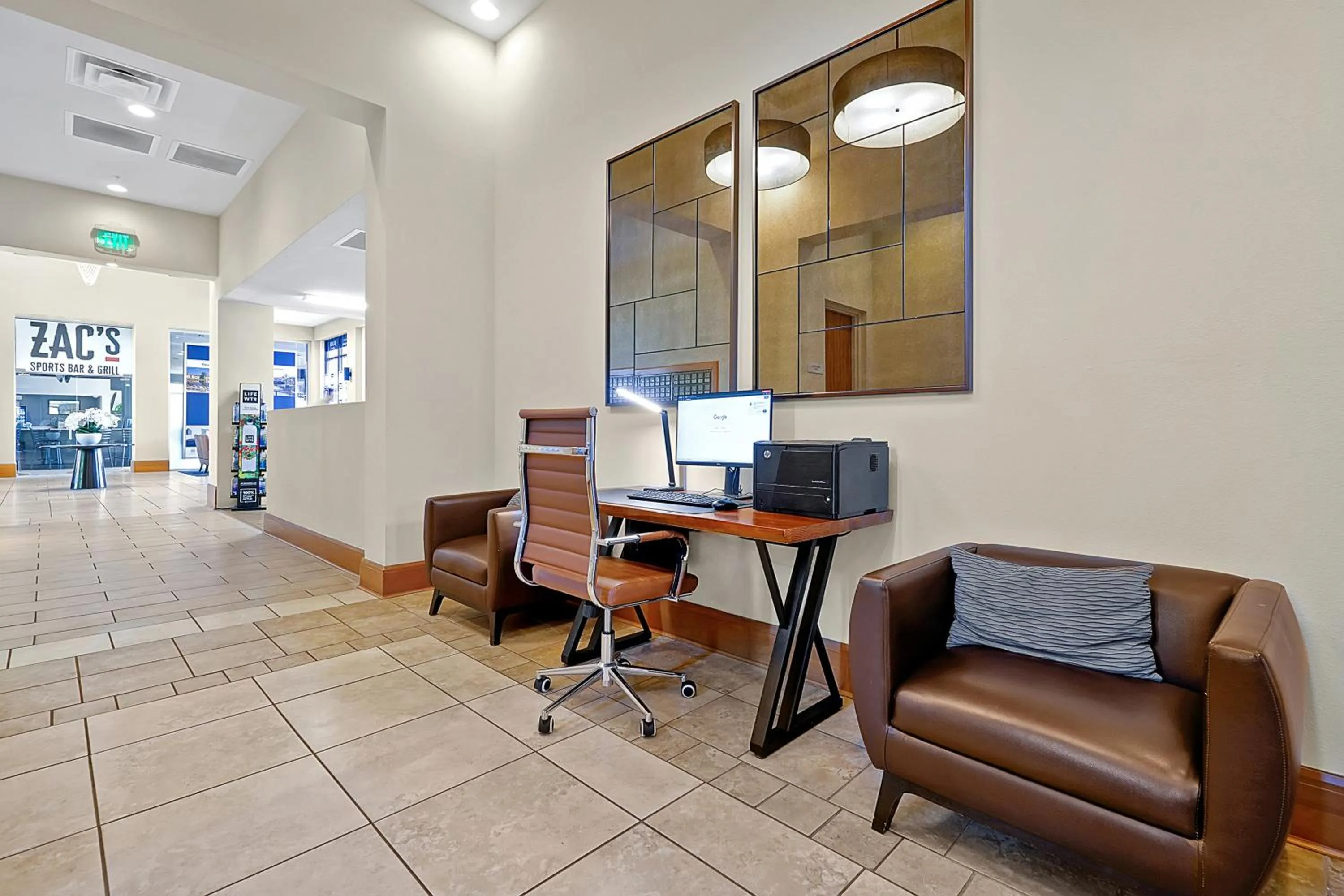 Area and facilities in Regal Oaks Resort Vacation Townhomes by IDILIQ - Free Private Hot tub!