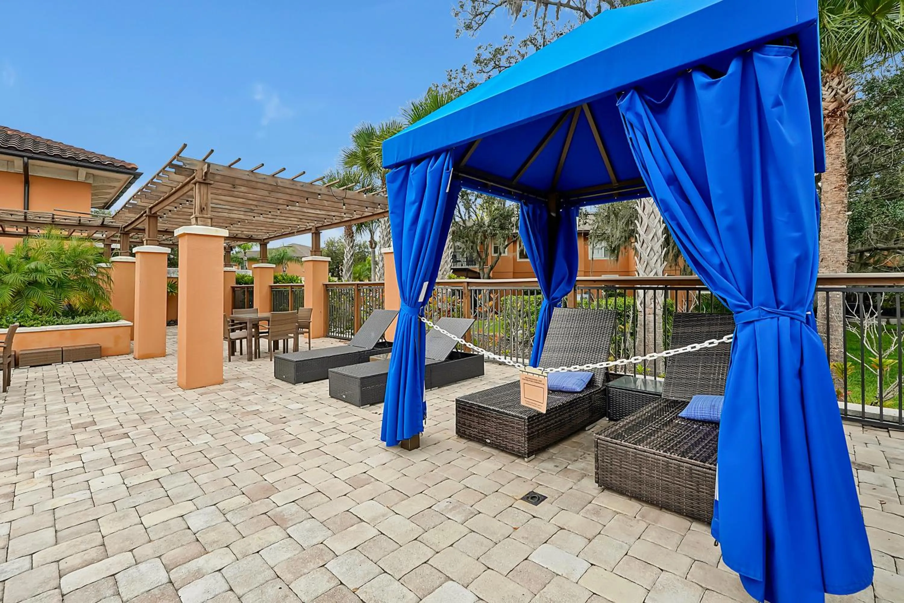 Balcony/Terrace in Regal Oaks A Clc World Resort - Kissimmee