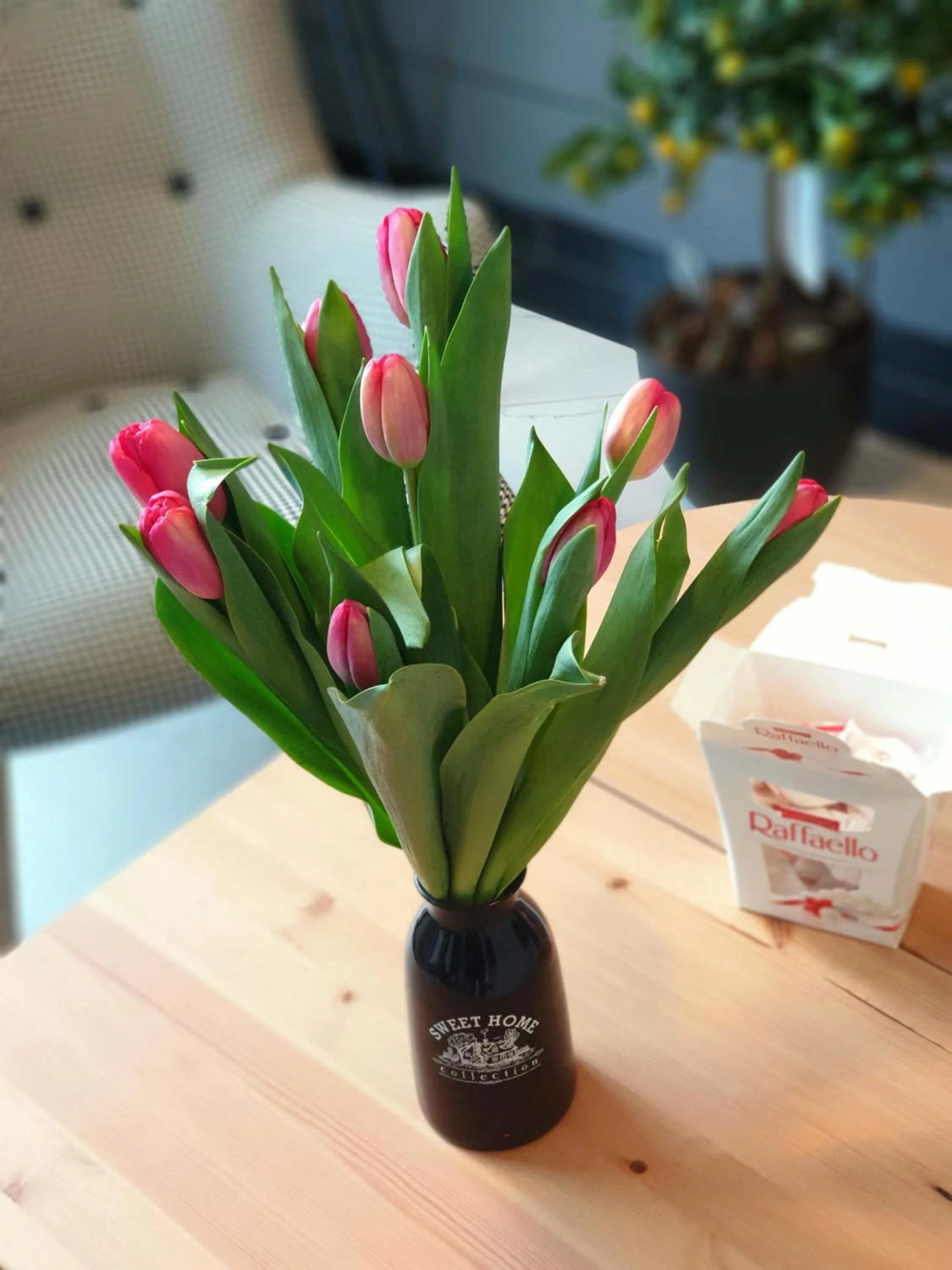 Living room in Orange Tree Hotel