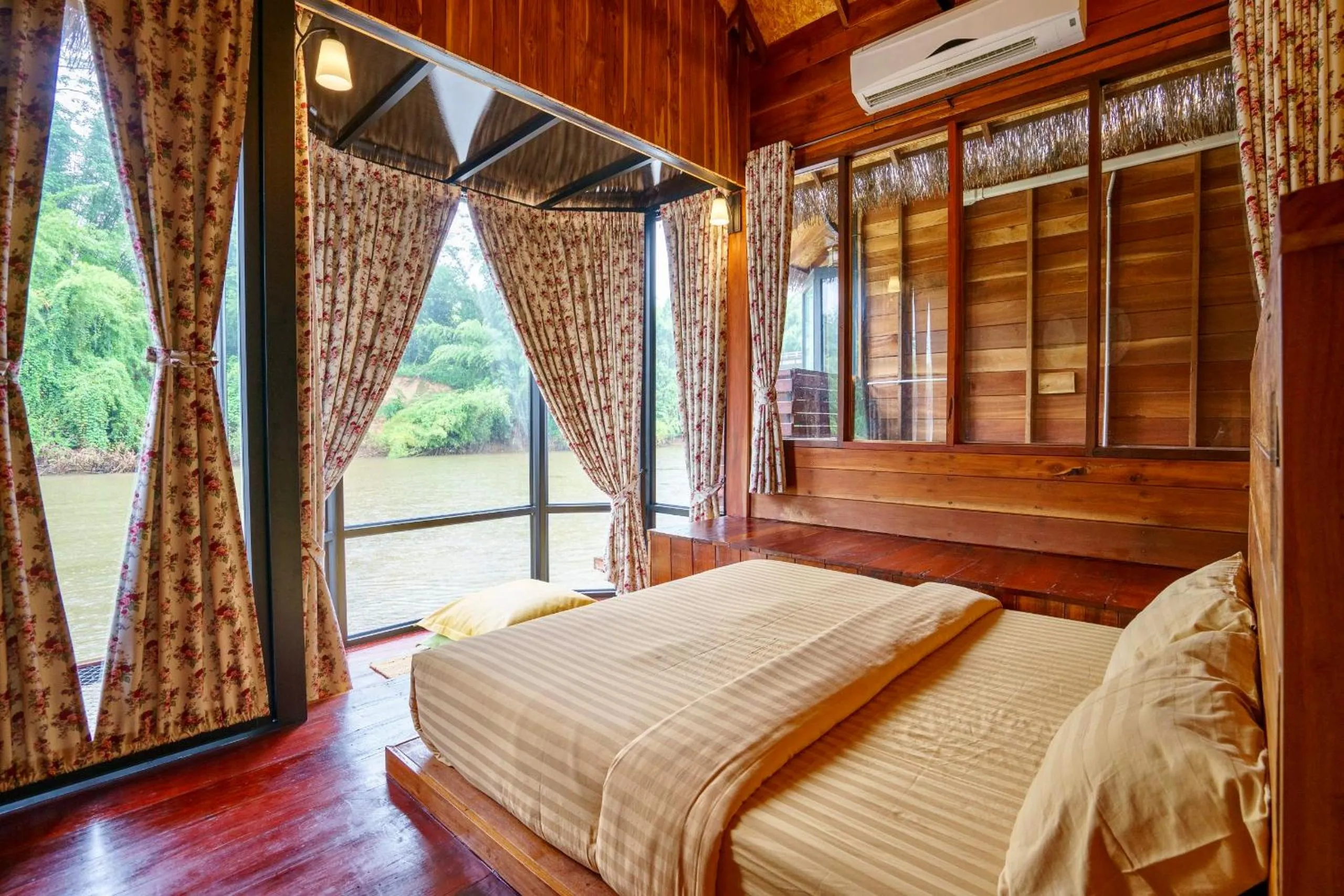 Bed in The For Rest Resort