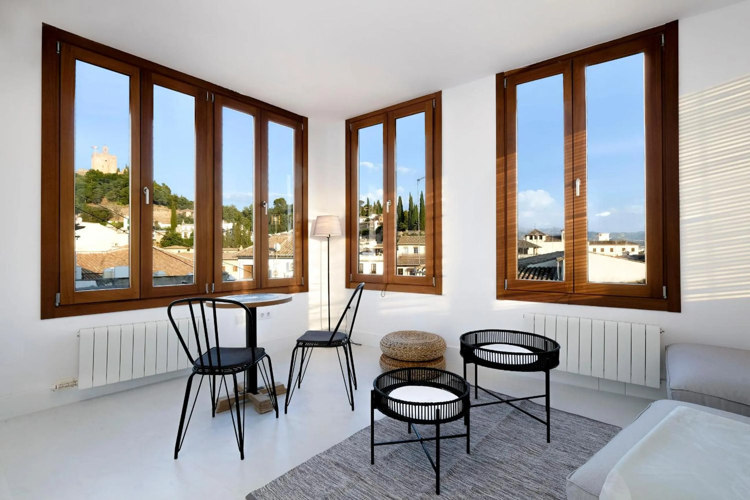 Balcony/Terrace in tuGuest Placeta de San Gil Apartments