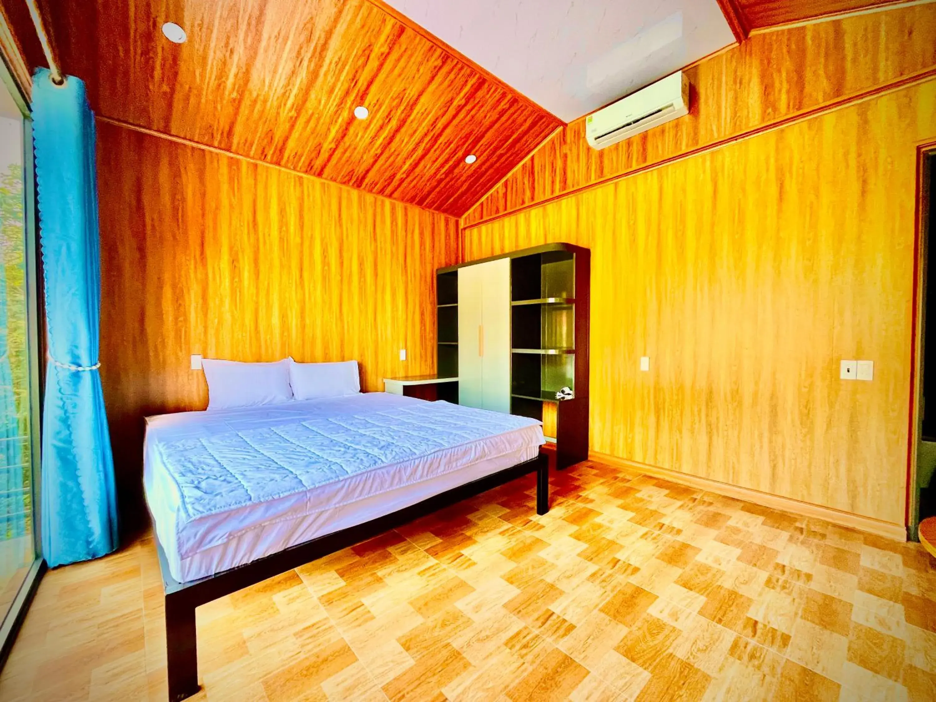 Bed in Areca Bungalow Bed in Areca Bungalow