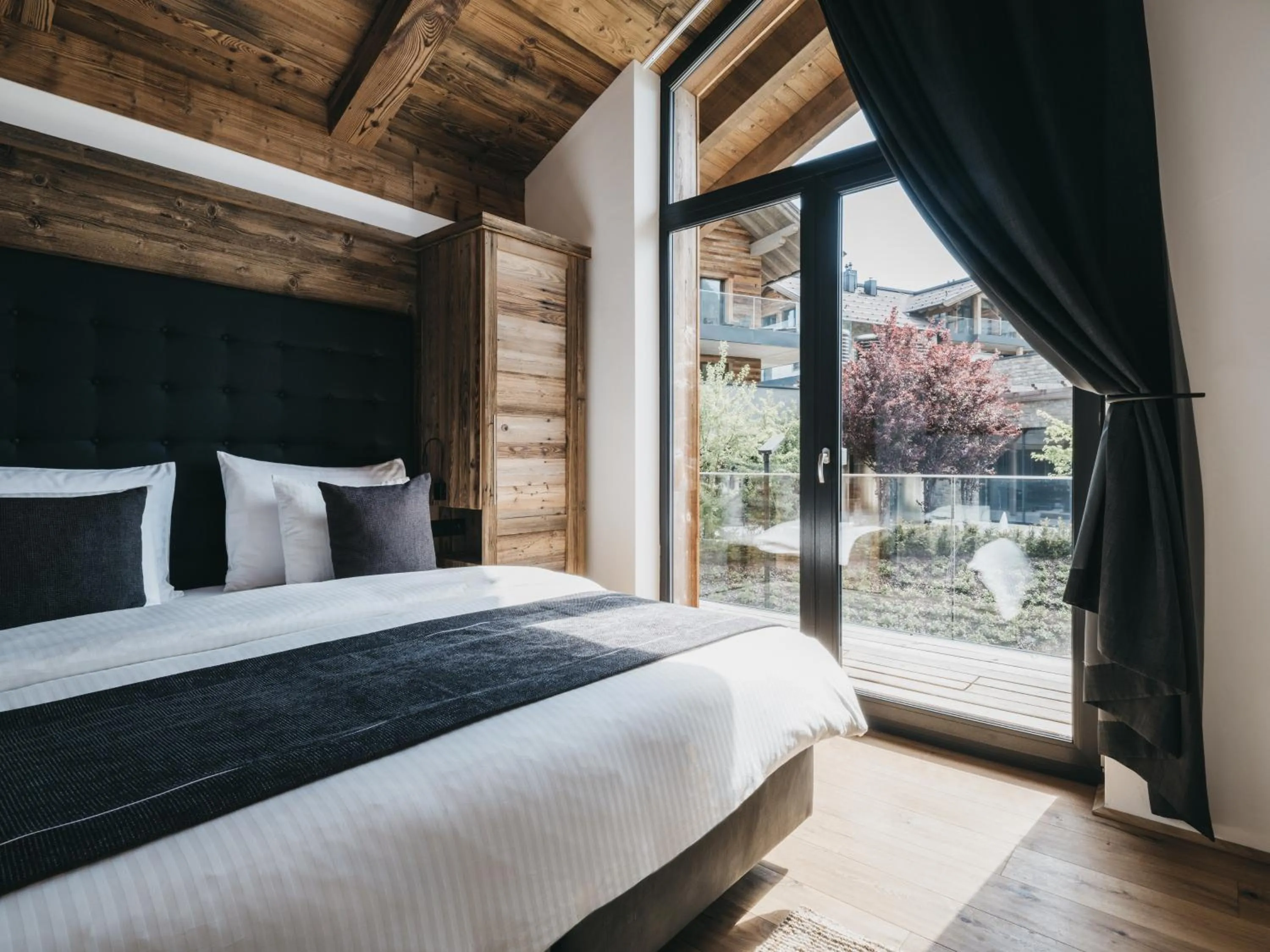 Bedroom, Bed in VAYA Fieberbrunn