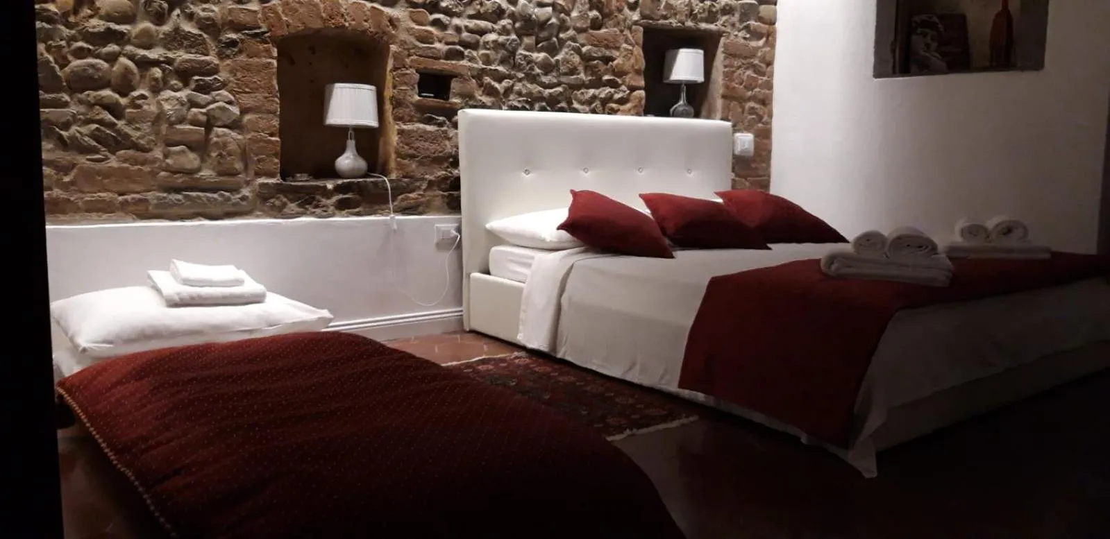 Suite la Nicchia Guelfa