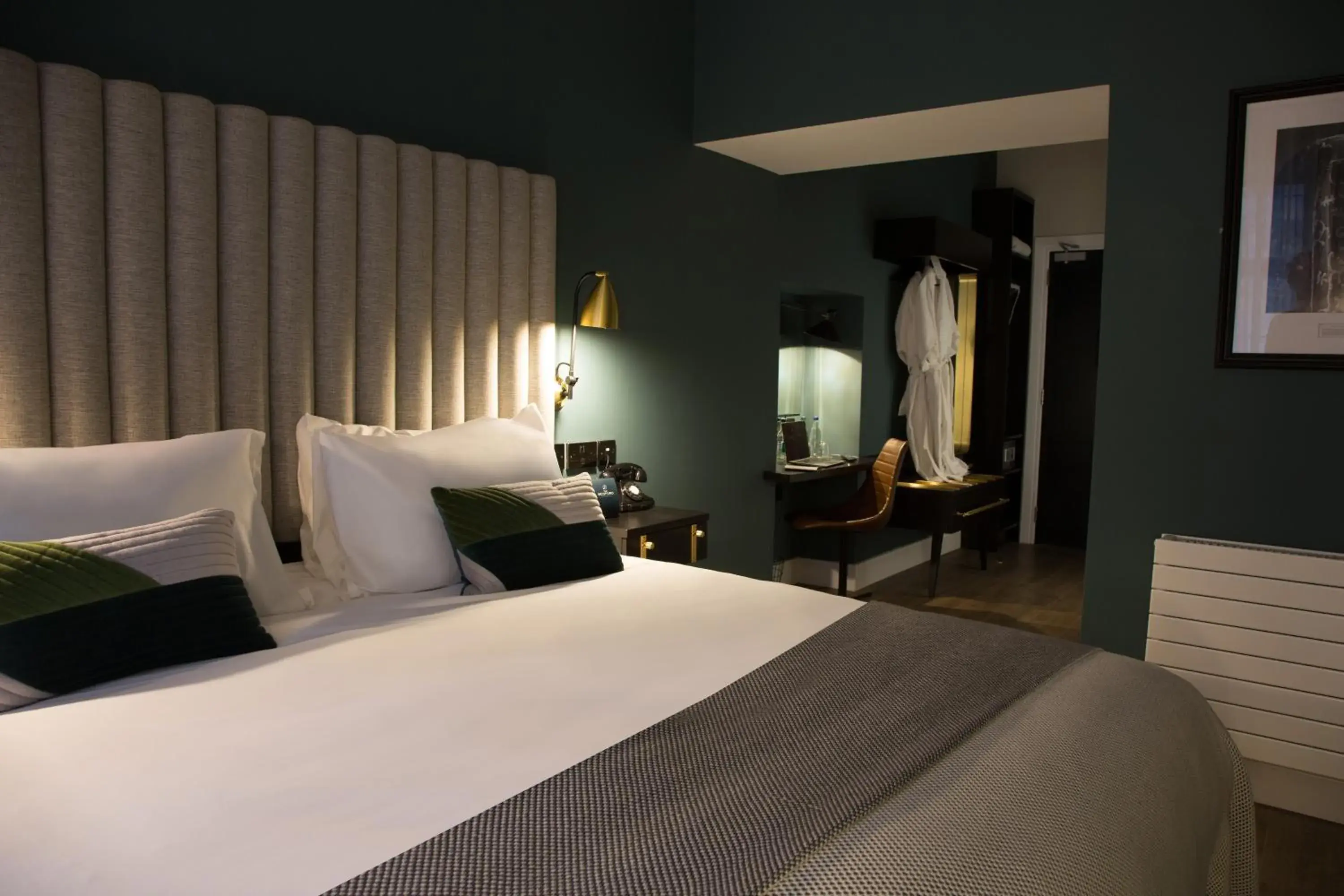 King Room in The Bedford Townhouse King Room in The Bedford Townhouse