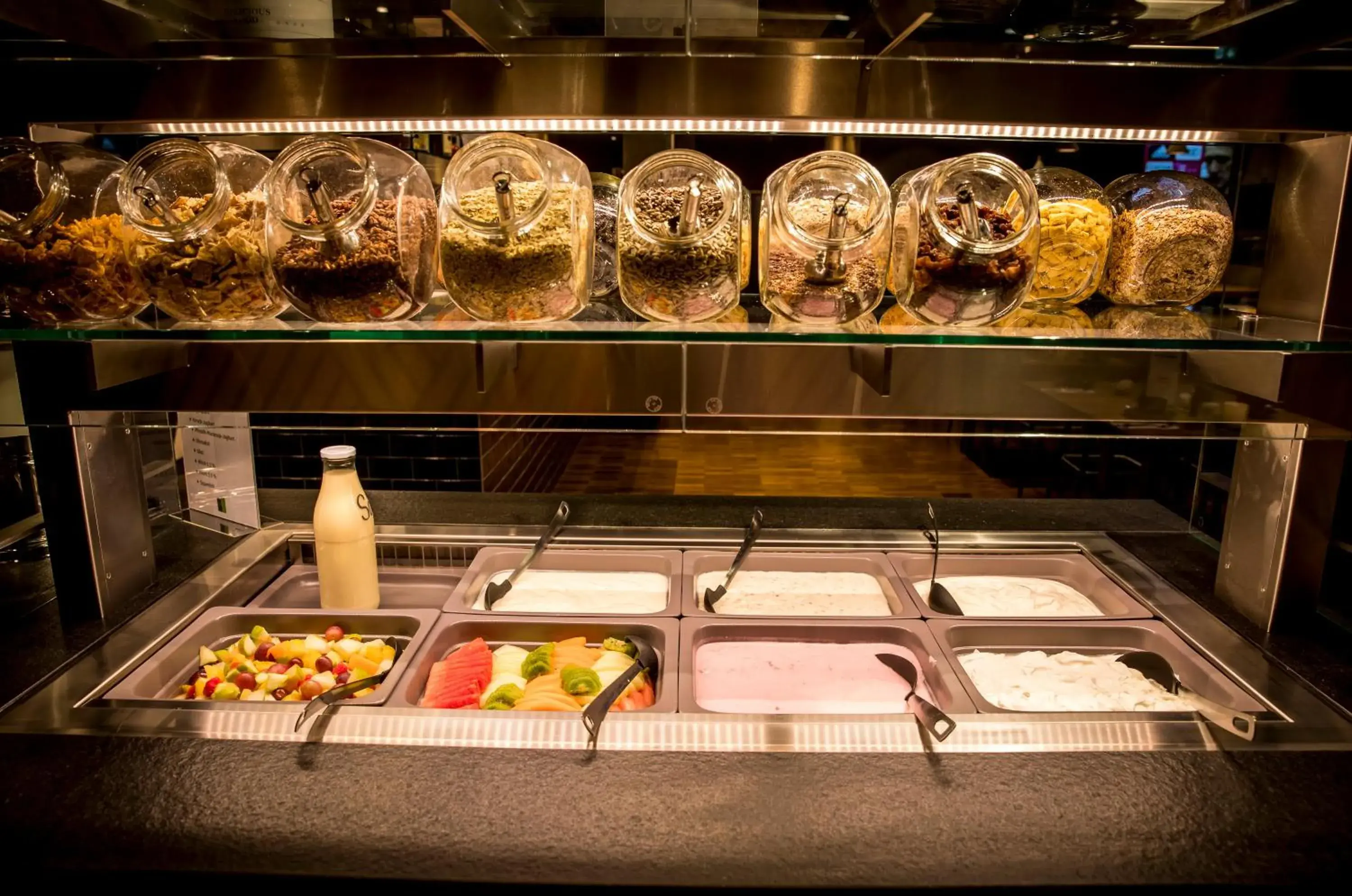 Continental breakfast in H4 Hotel Mönchengladbach im BORUSSIA-PARK Continental breakfast in H4 Hotel Mönchengladbach im BORUSSIA-PARK