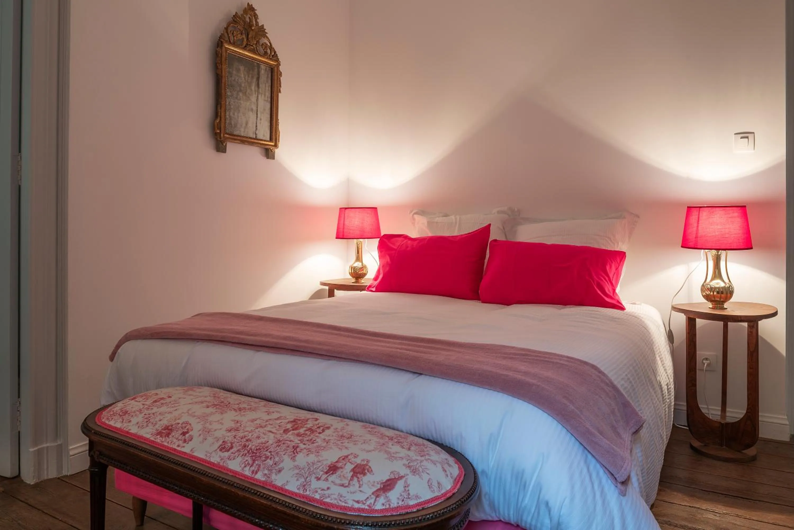 Bed in Château Le Méjean