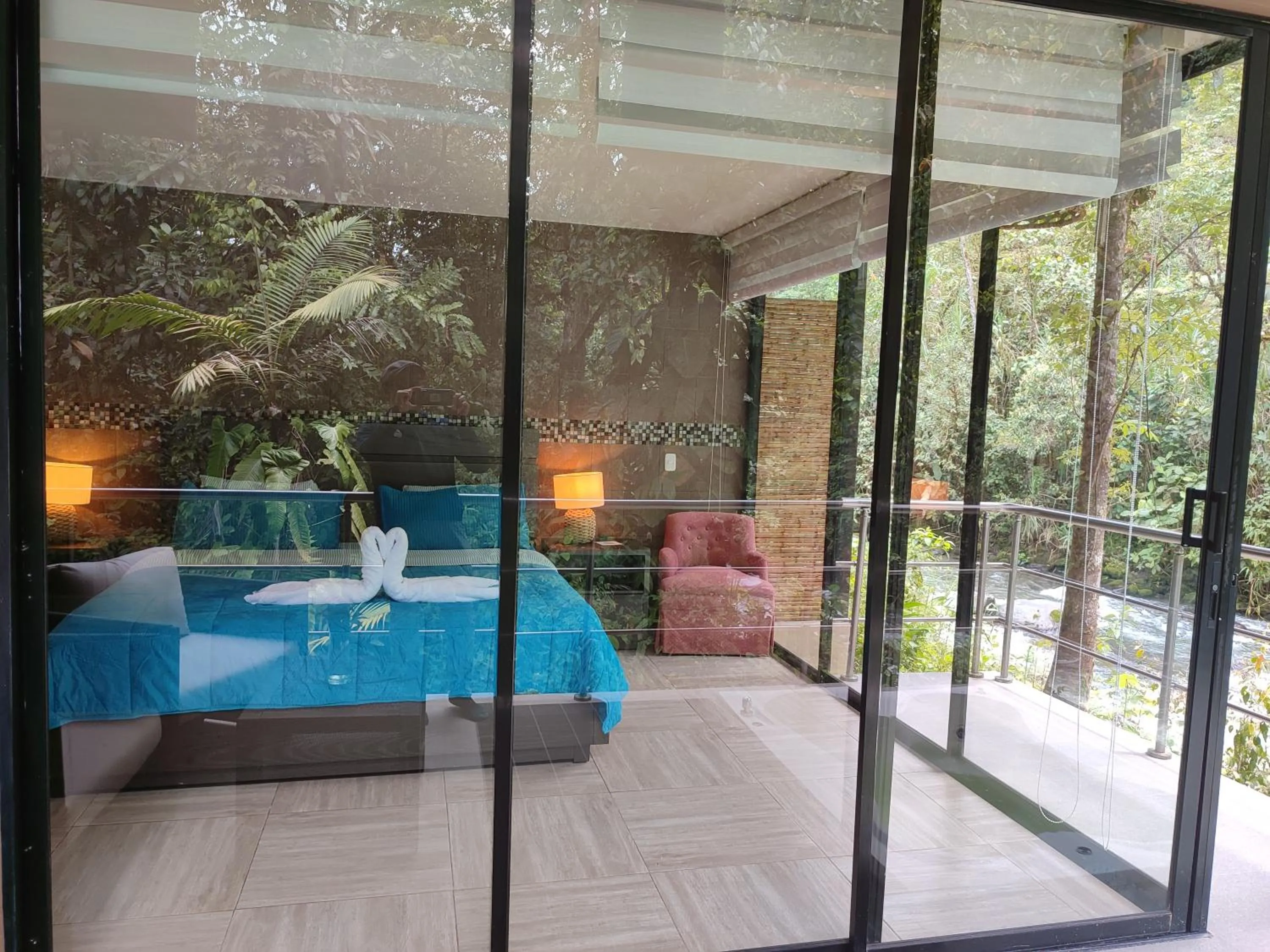 Bed in Mindo Garden Lodge and Wildlife Reserve