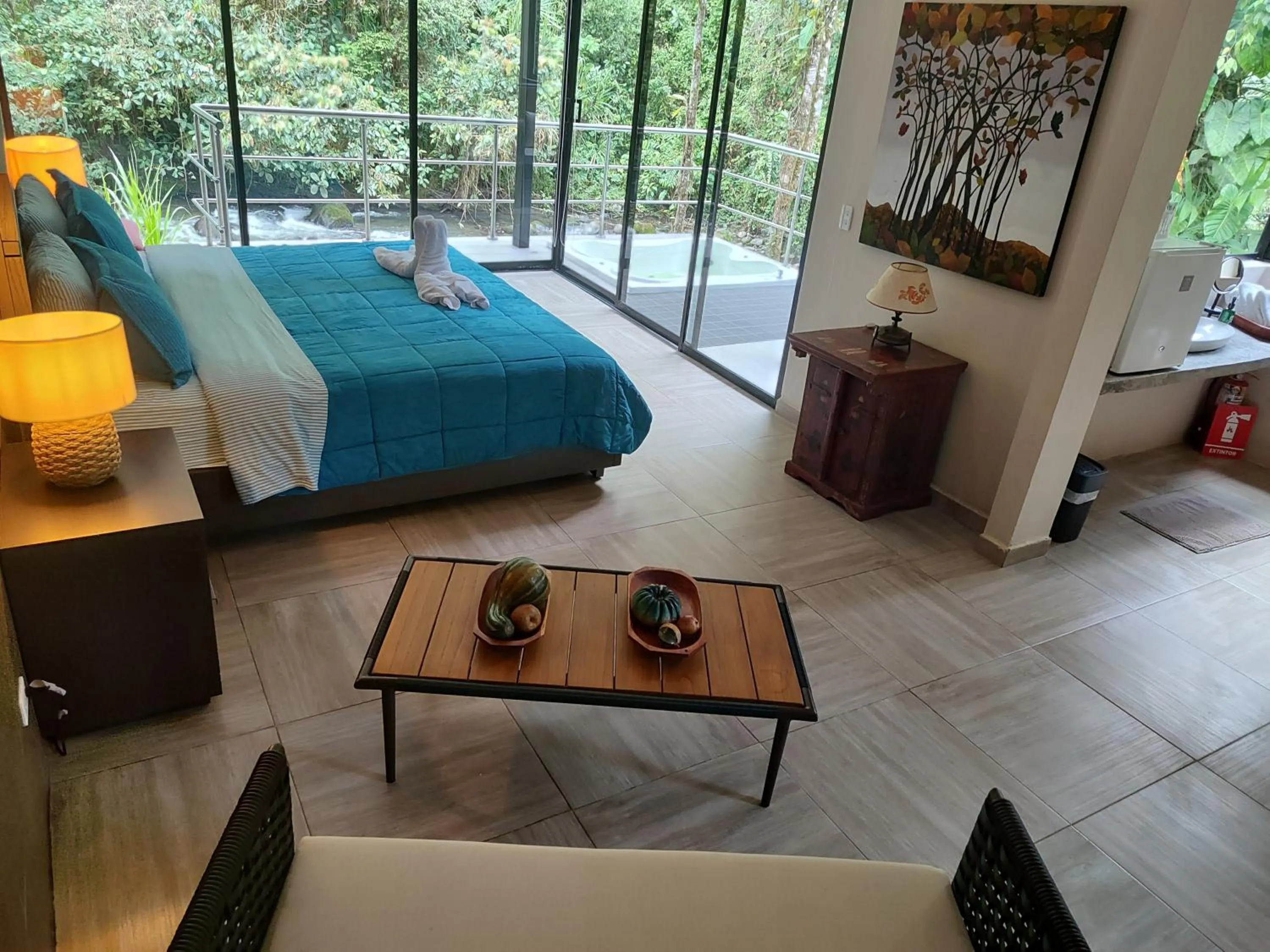 Balcony/Terrace, Bed in Mindo Garden Lodge and Wildlife Reserve