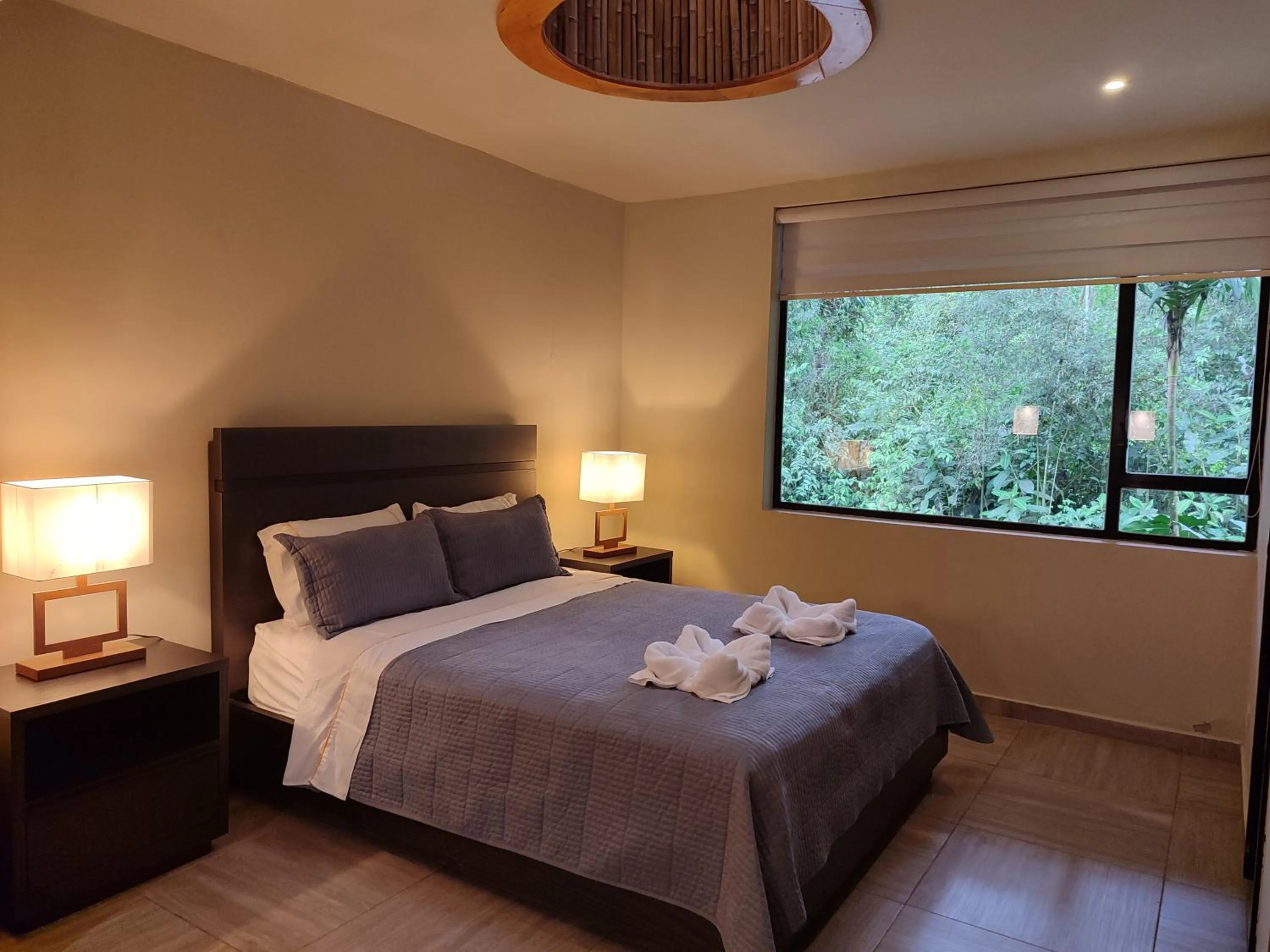 Bed in Mindo Garden Lodge and Wildlife Reserve