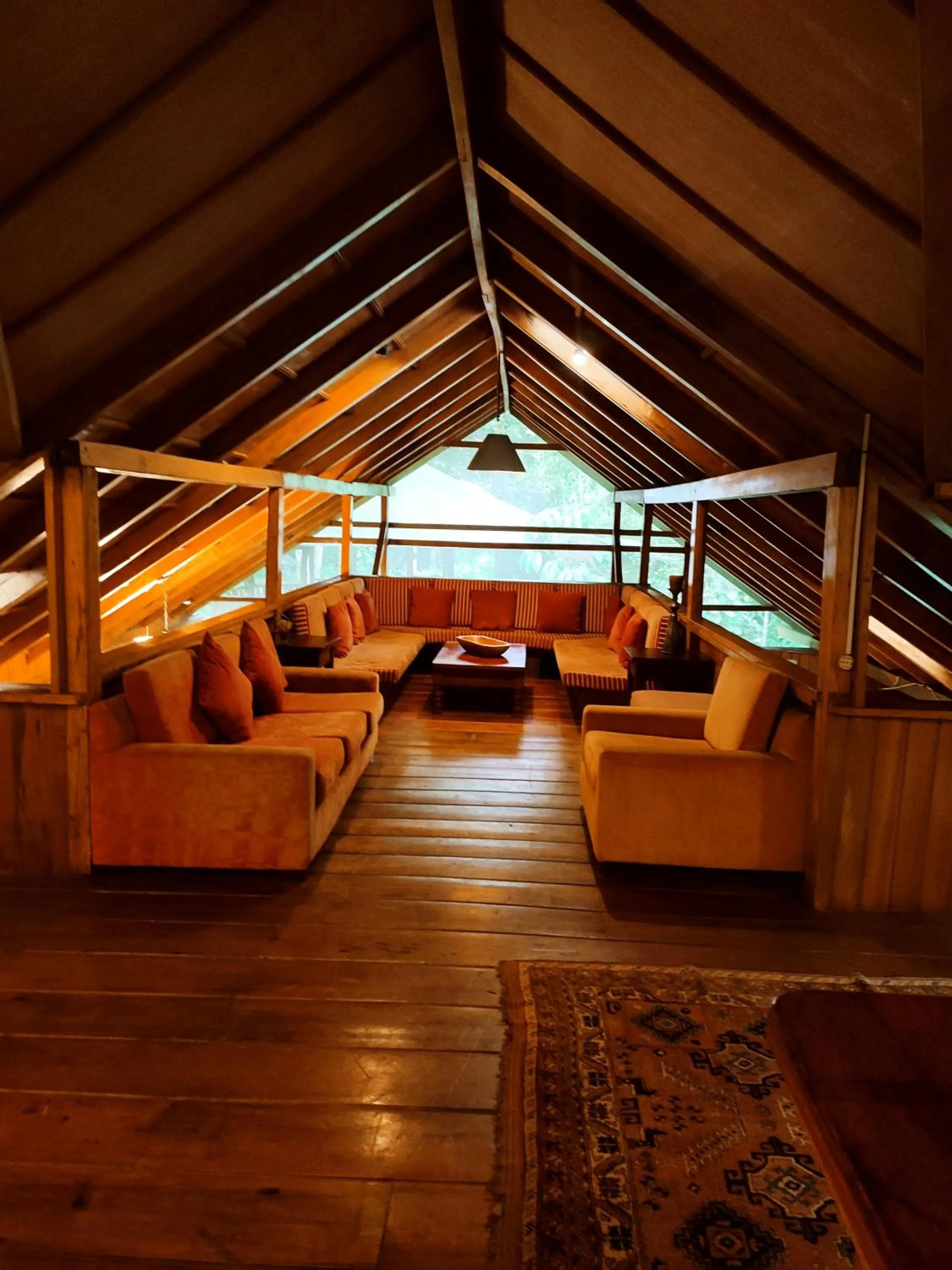 Living room in Mindo Garden Lodge and Wildlife Reserve