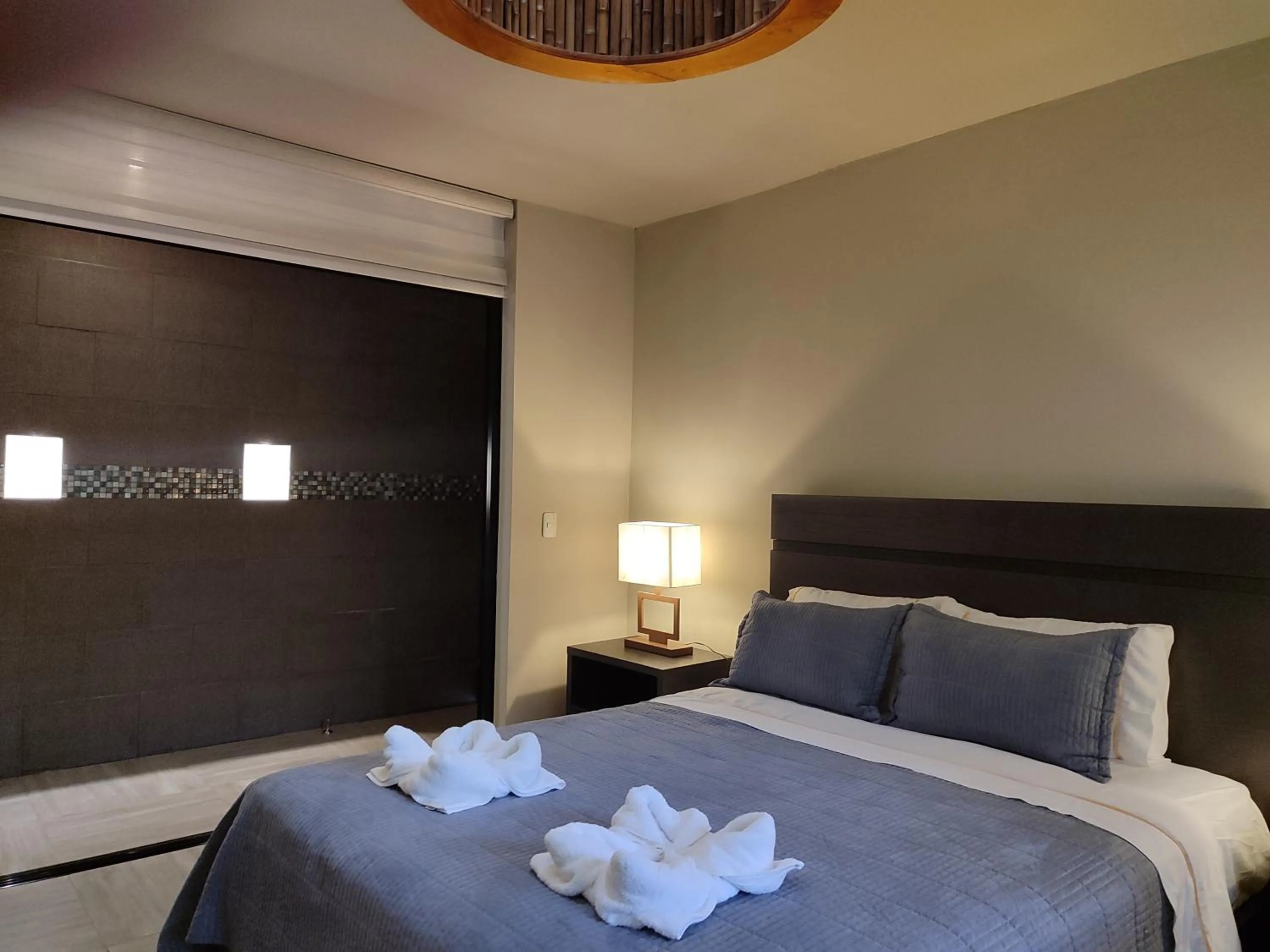 Photo of the whole room, Bed in Mindo Garden Lodge and Wildlife Reserve