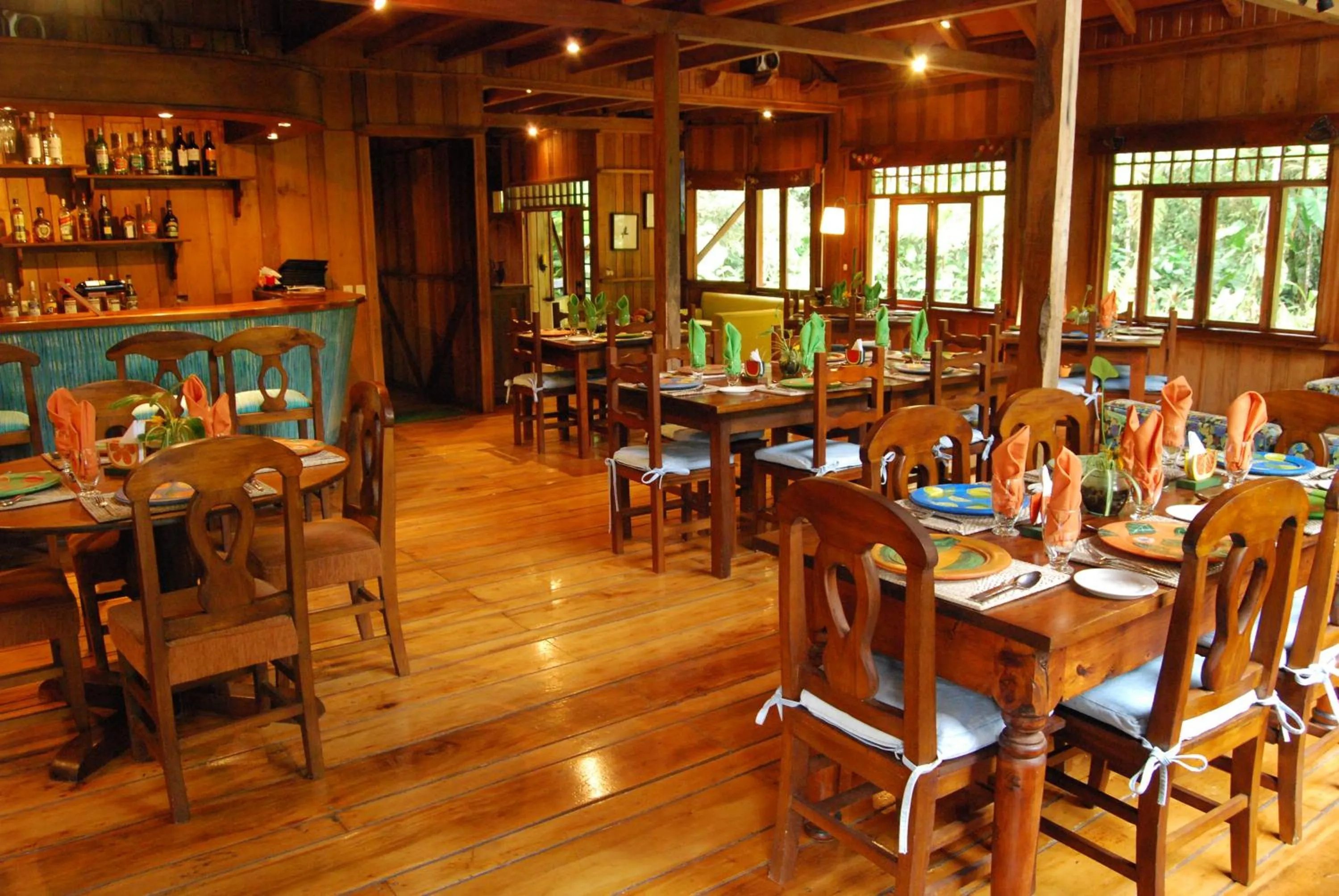 Restaurant/places to eat in Mindo Garden Lodge and Wildlife Reserve