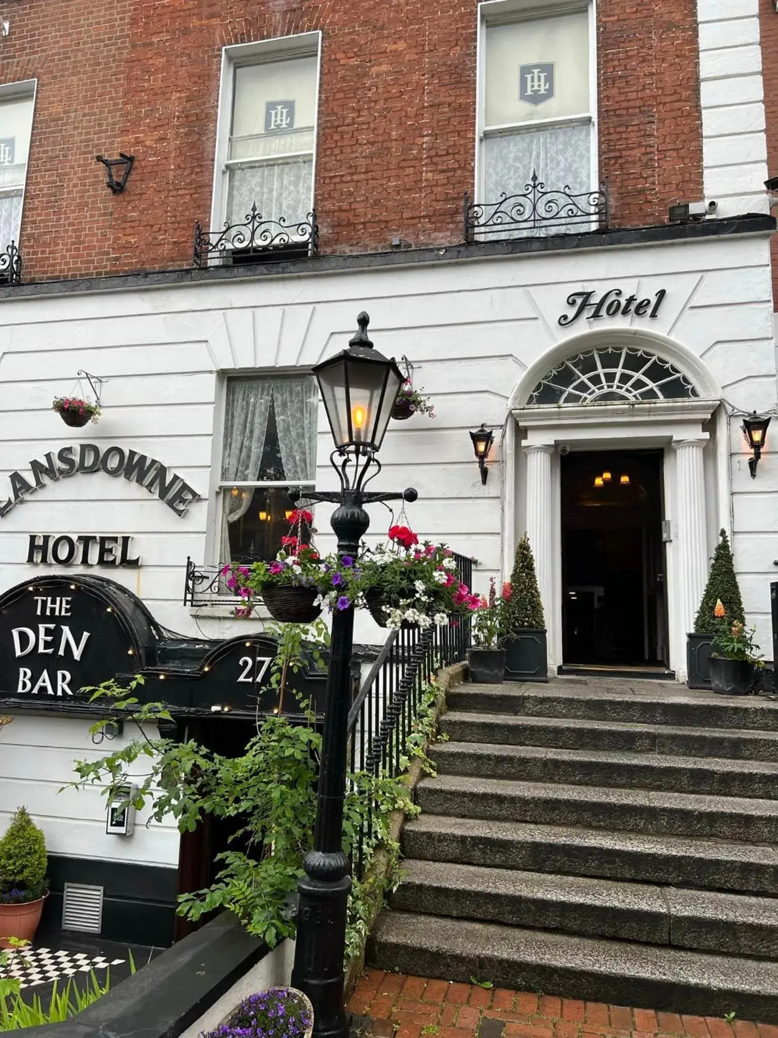 Property building in The Lansdowne Hotel Property building in The Lansdowne Hotel