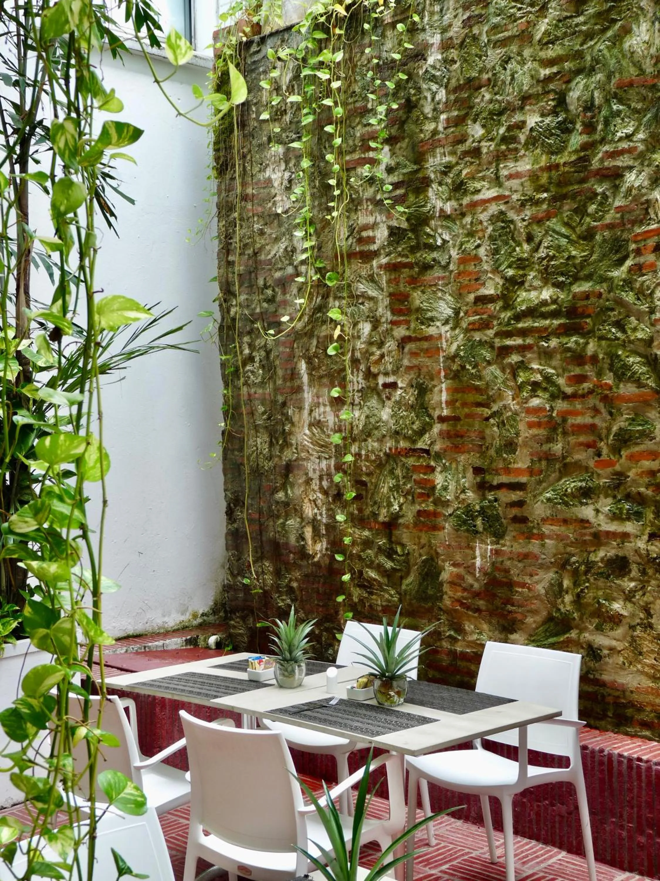 Restaurant/places to eat in Delirio Hotel