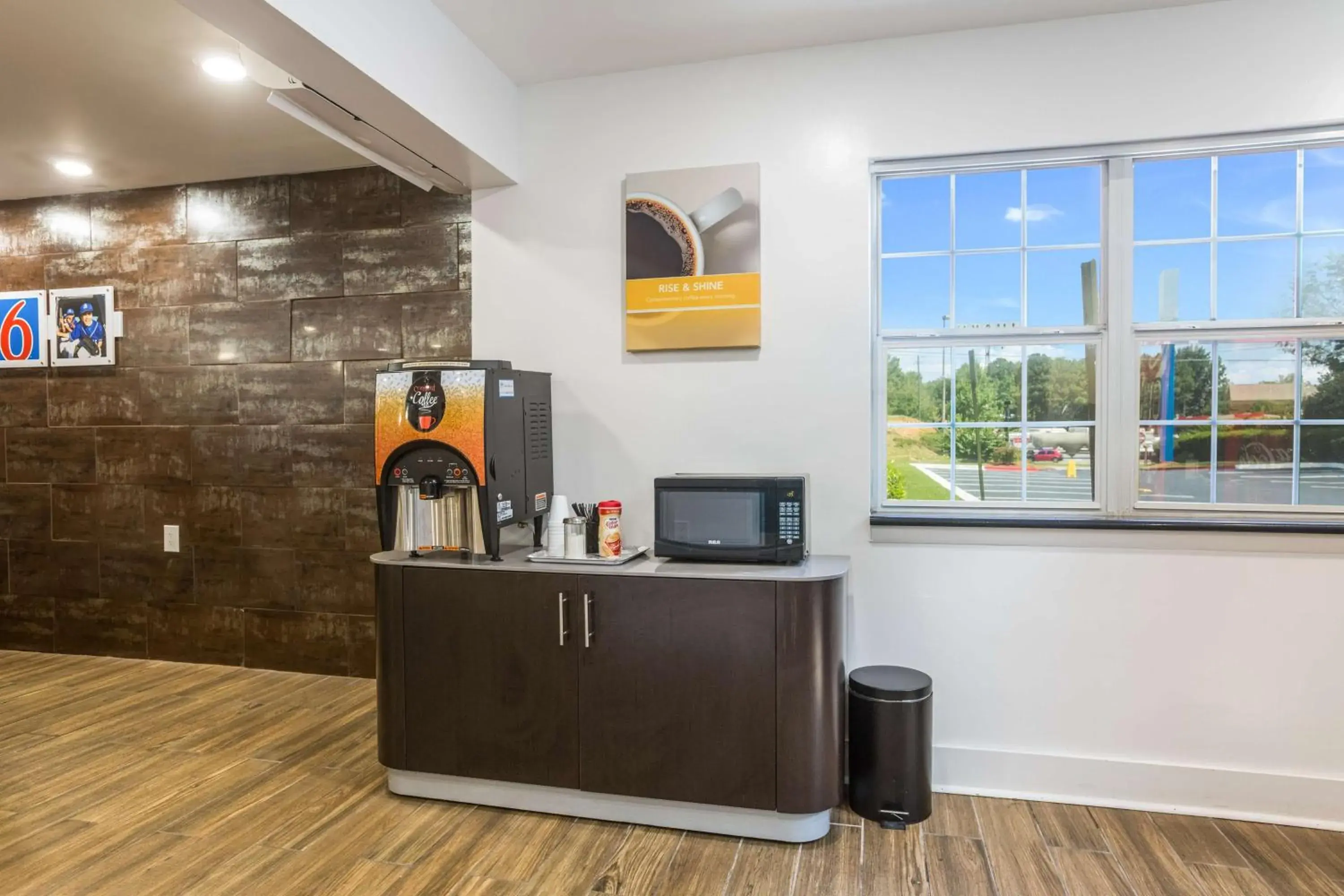 Restaurant/places to eat in Motel 6-Smyrna, GA - Atlanta Restaurant/places to eat in Motel 6-Smyrna, GA - Atlanta