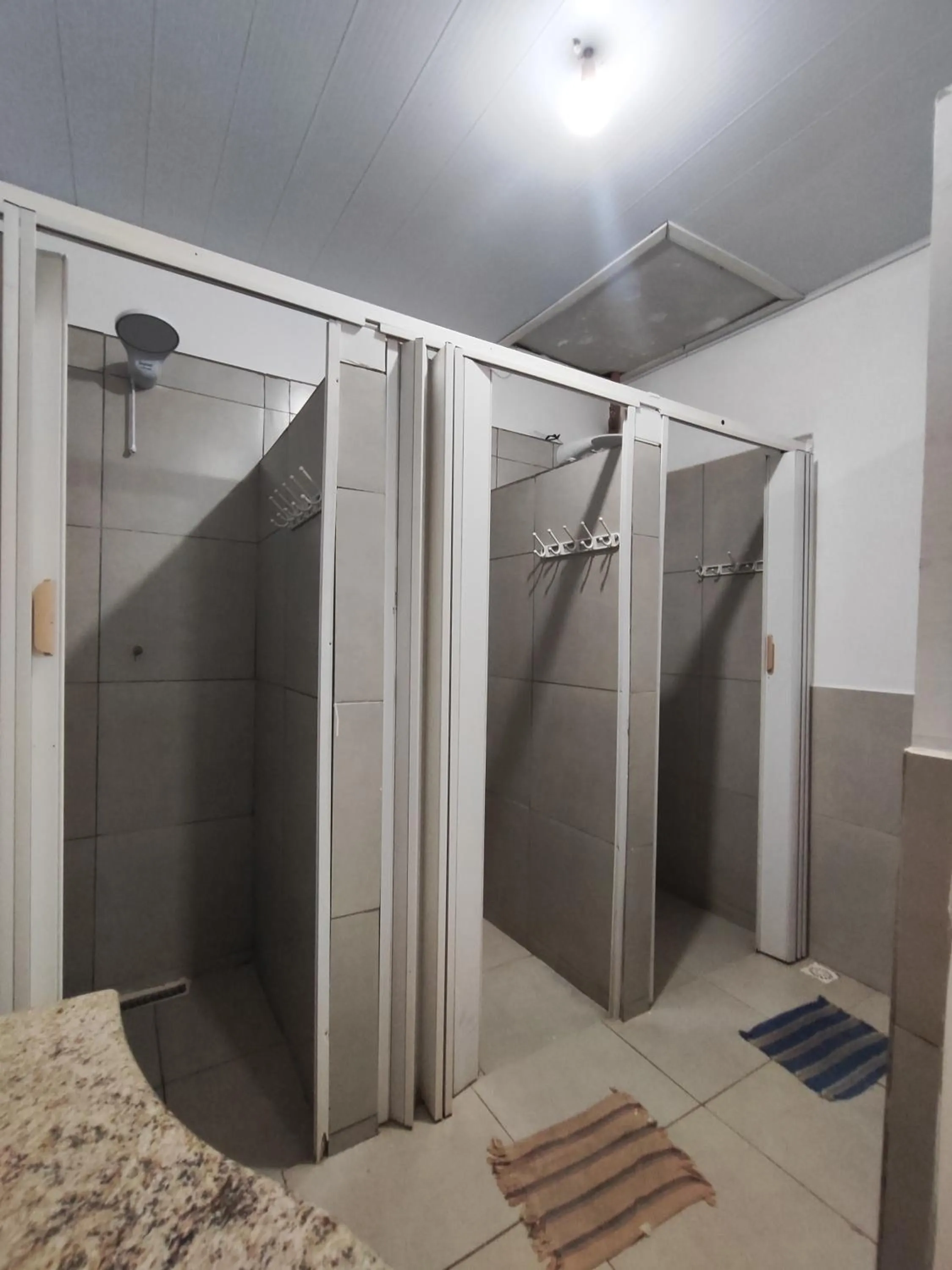 Shower in Hotel Itu Shopping