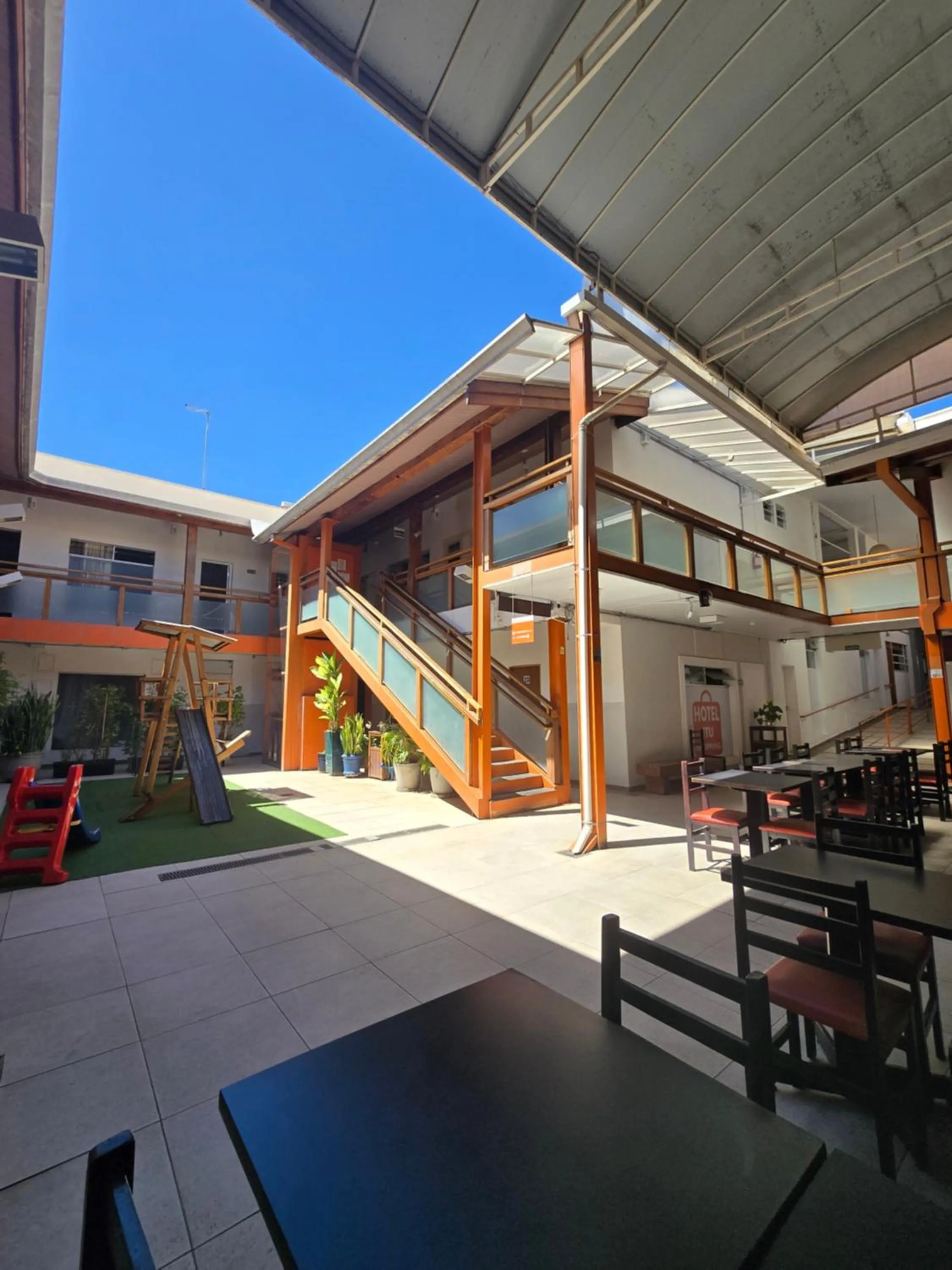 Property building in Hotel Itu Shopping