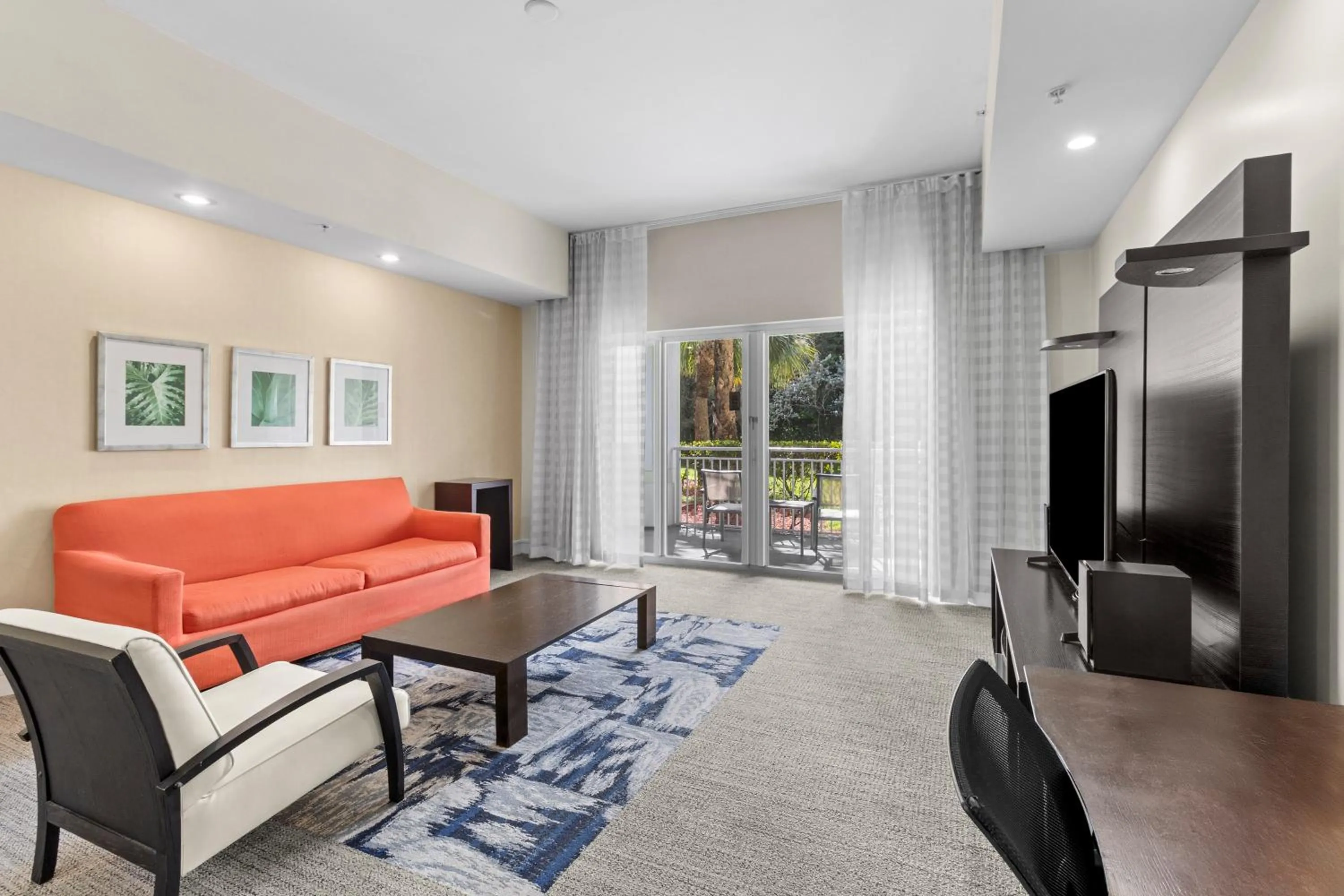 Seating area in Provident Doral At The Blue