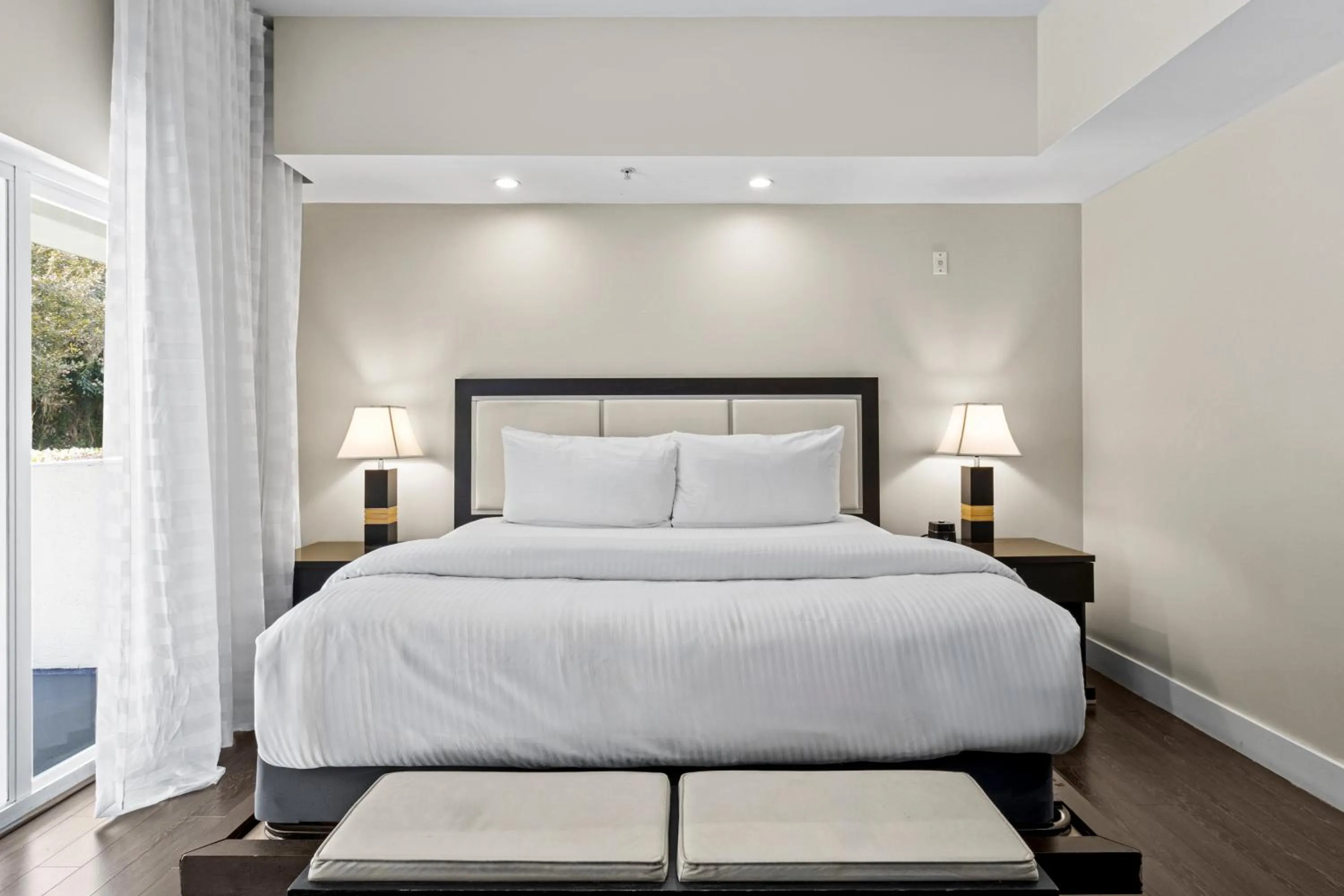 Bed in Provident Doral At The Blue