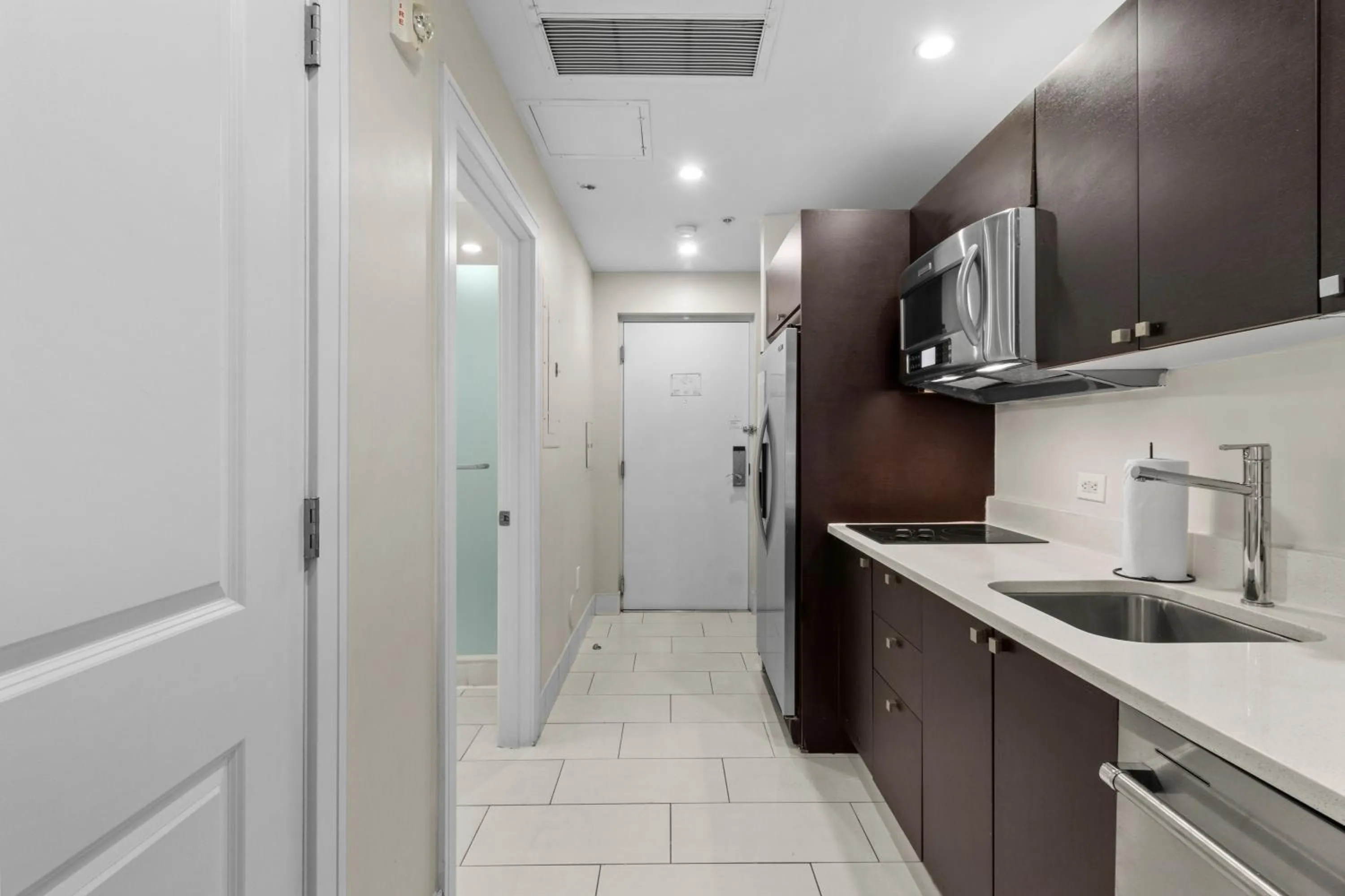 Kitchen or kitchenette in Provident Doral At The Blue