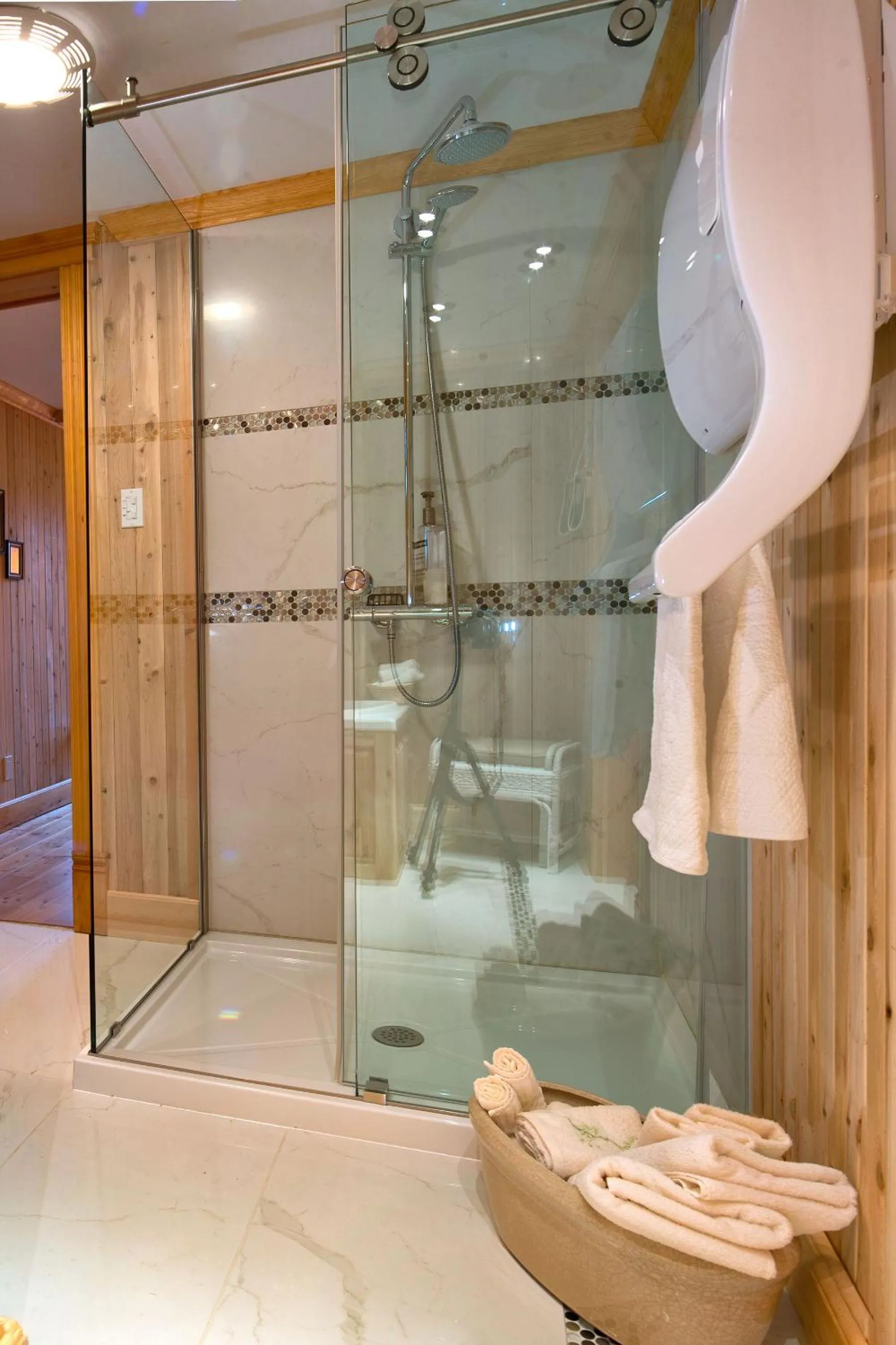 Bathroom in Auberge À La Chouenne