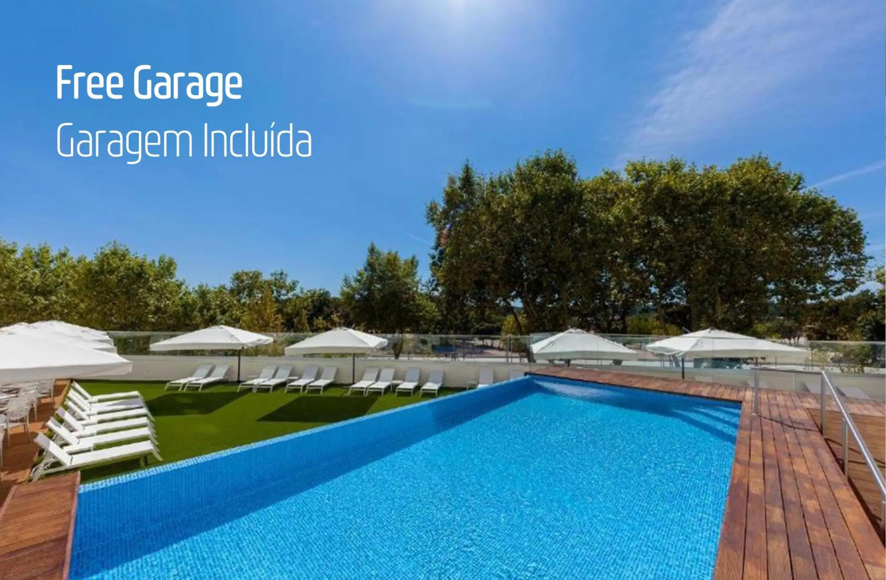 Pool view in Hotel Lux Fatima Pool view in Hotel Lux Fatima