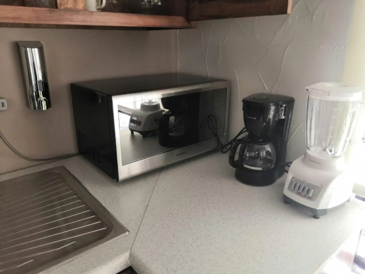 KIA - PESQUERIA - AEROPUERTO MONTERREY a