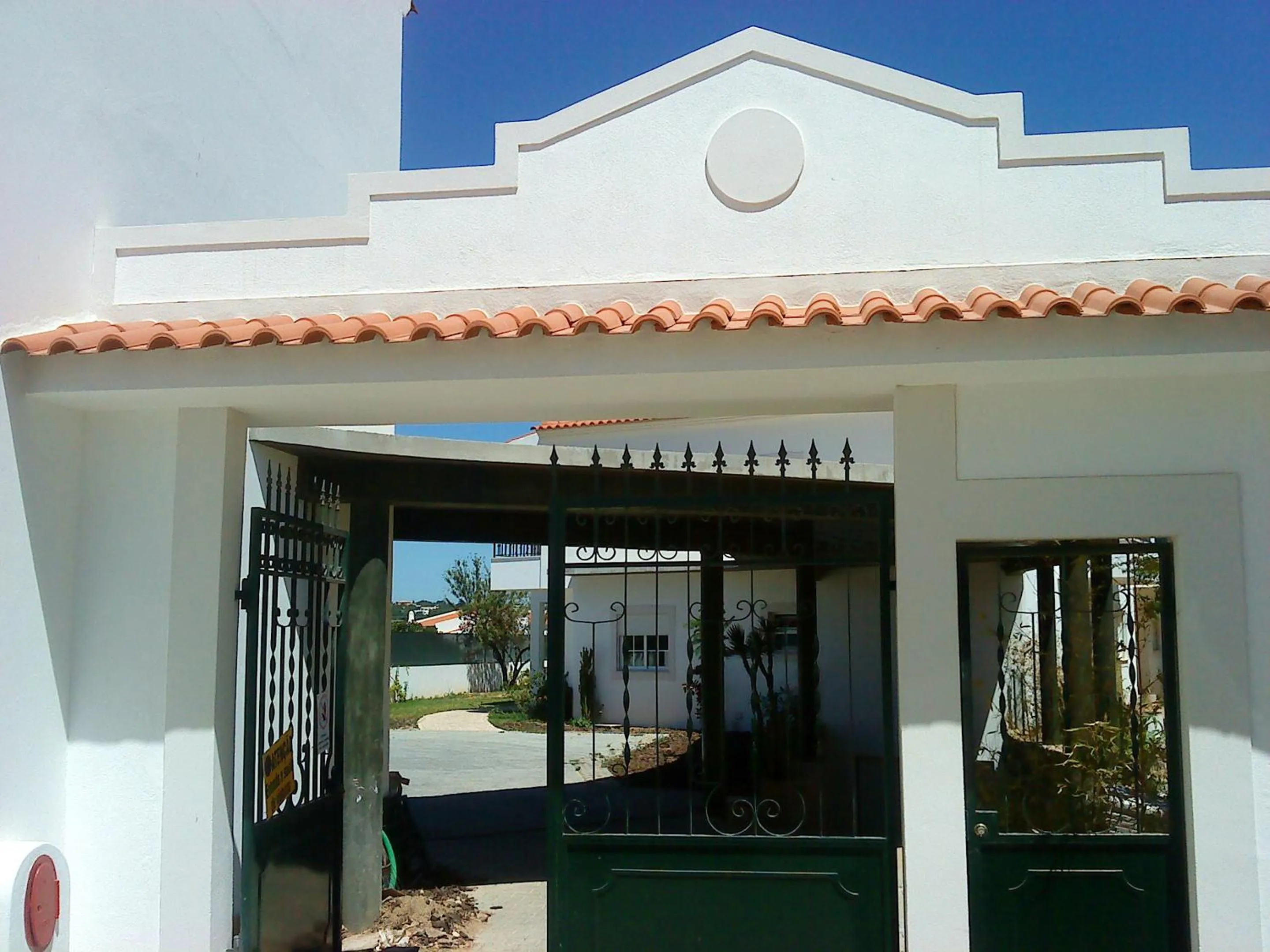 Facade/entrance in Charming Apartment in Albufeira, 60 m², Mountain View
