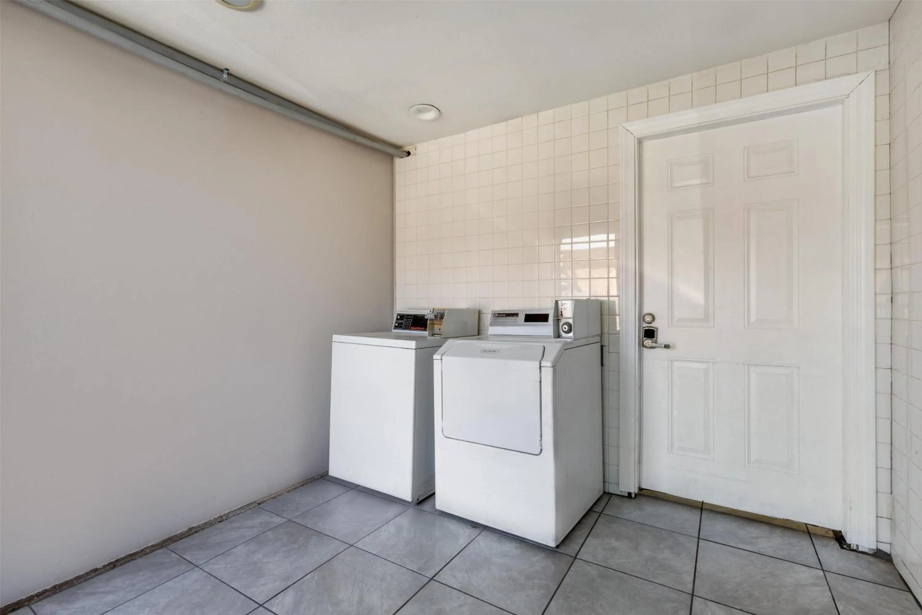 Property building in SureStay by Best Western Chambers Petrified Forest