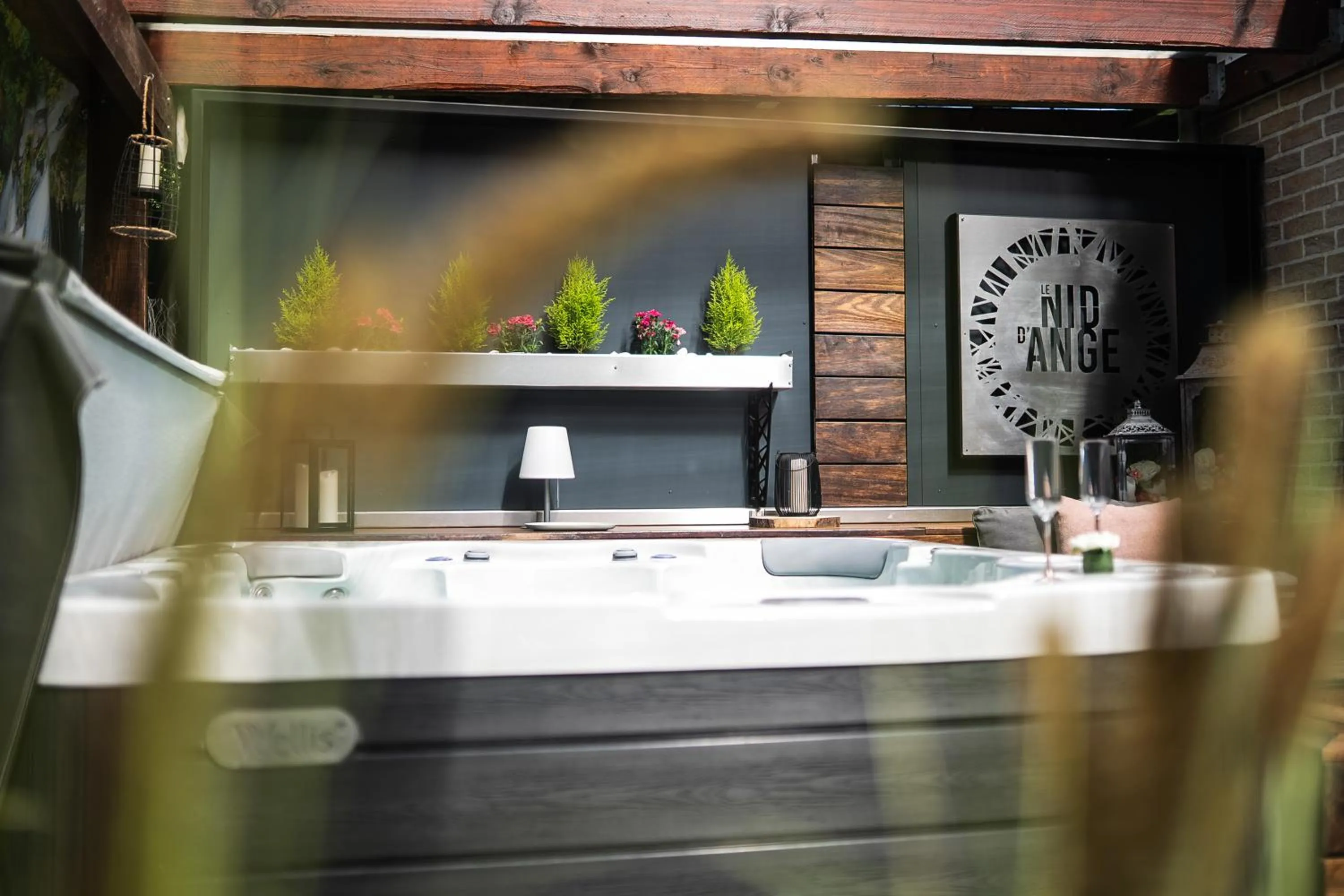 Hot Tub in Le Nid d'Ange