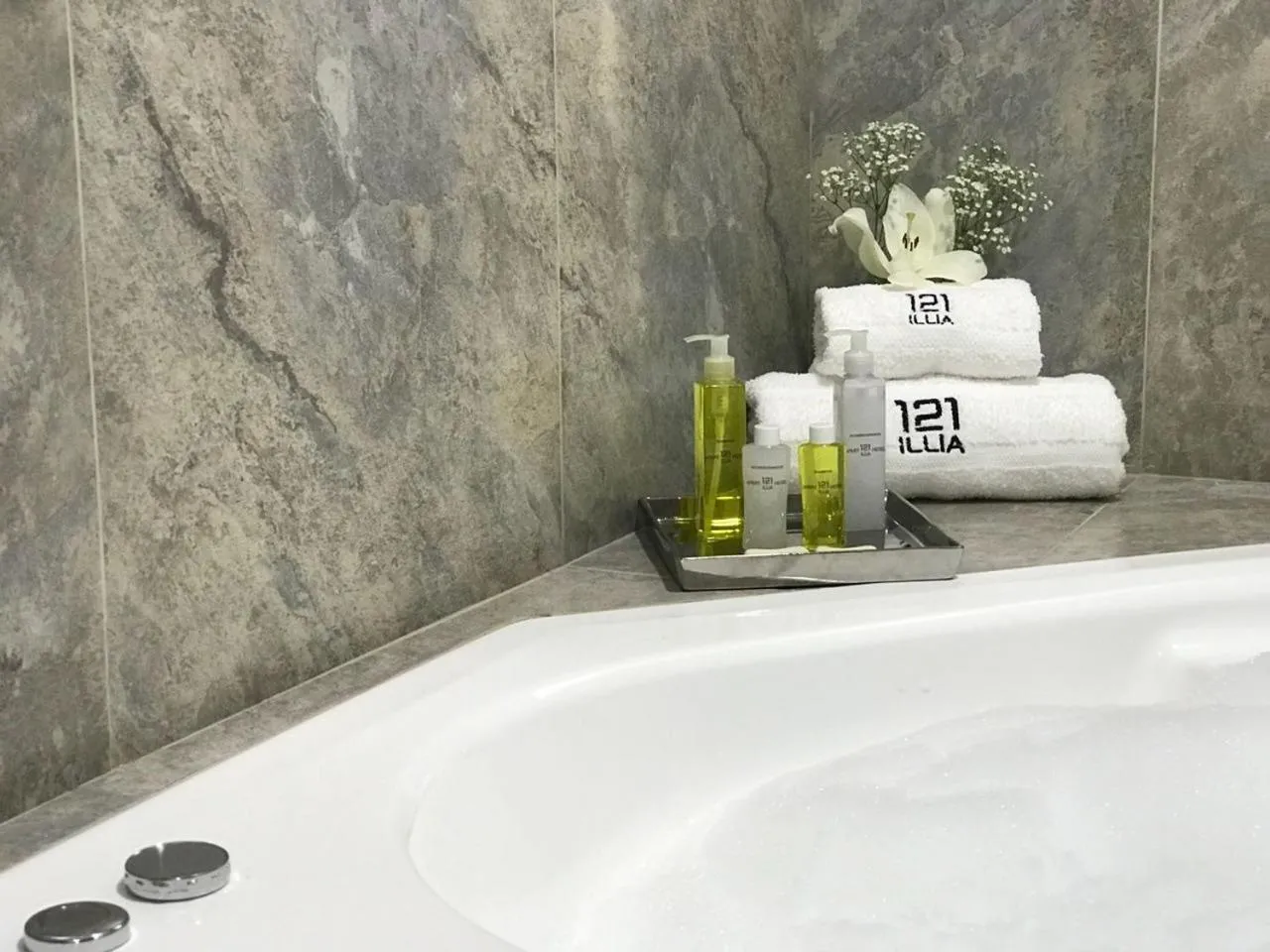 Massage in ILLIA 121 APART HOTEL