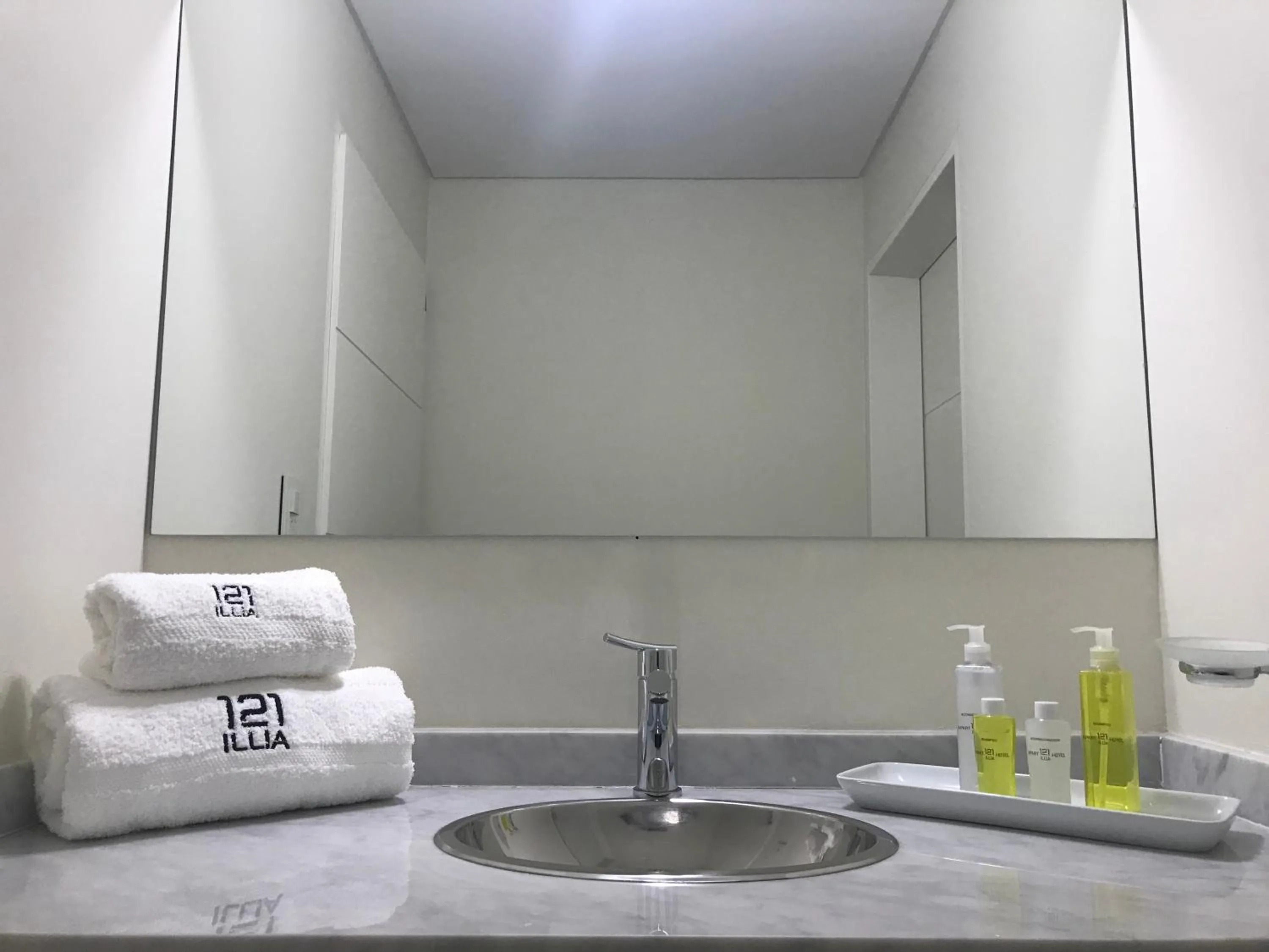 Bathroom in ILLIA 121 APART HOTEL