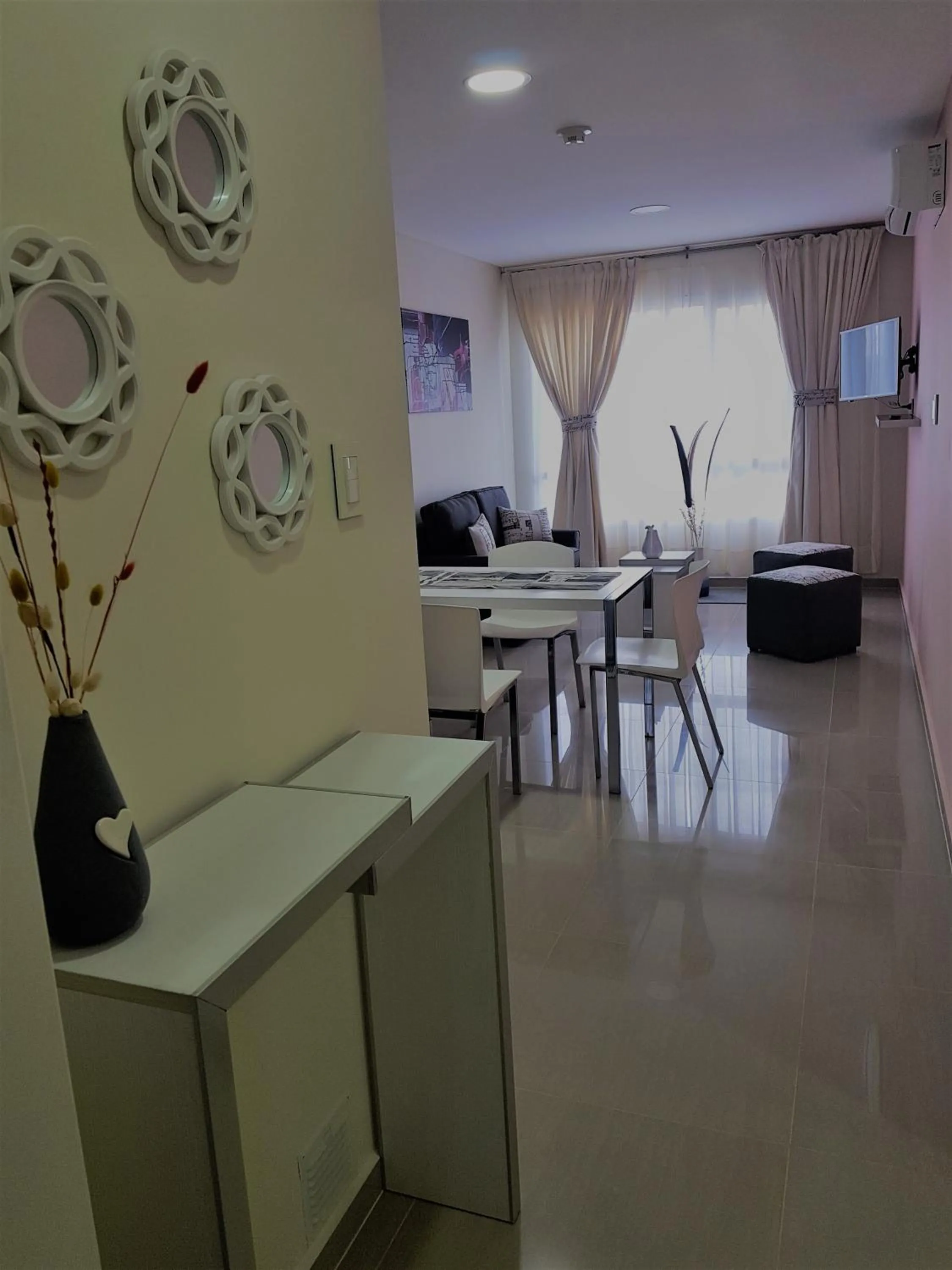 ILLIA 121 APART HOTEL