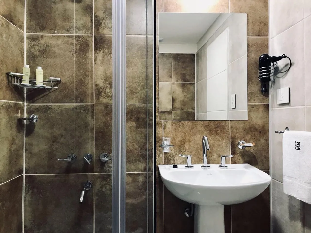 Bathroom in ILLIA 121 APART HOTEL