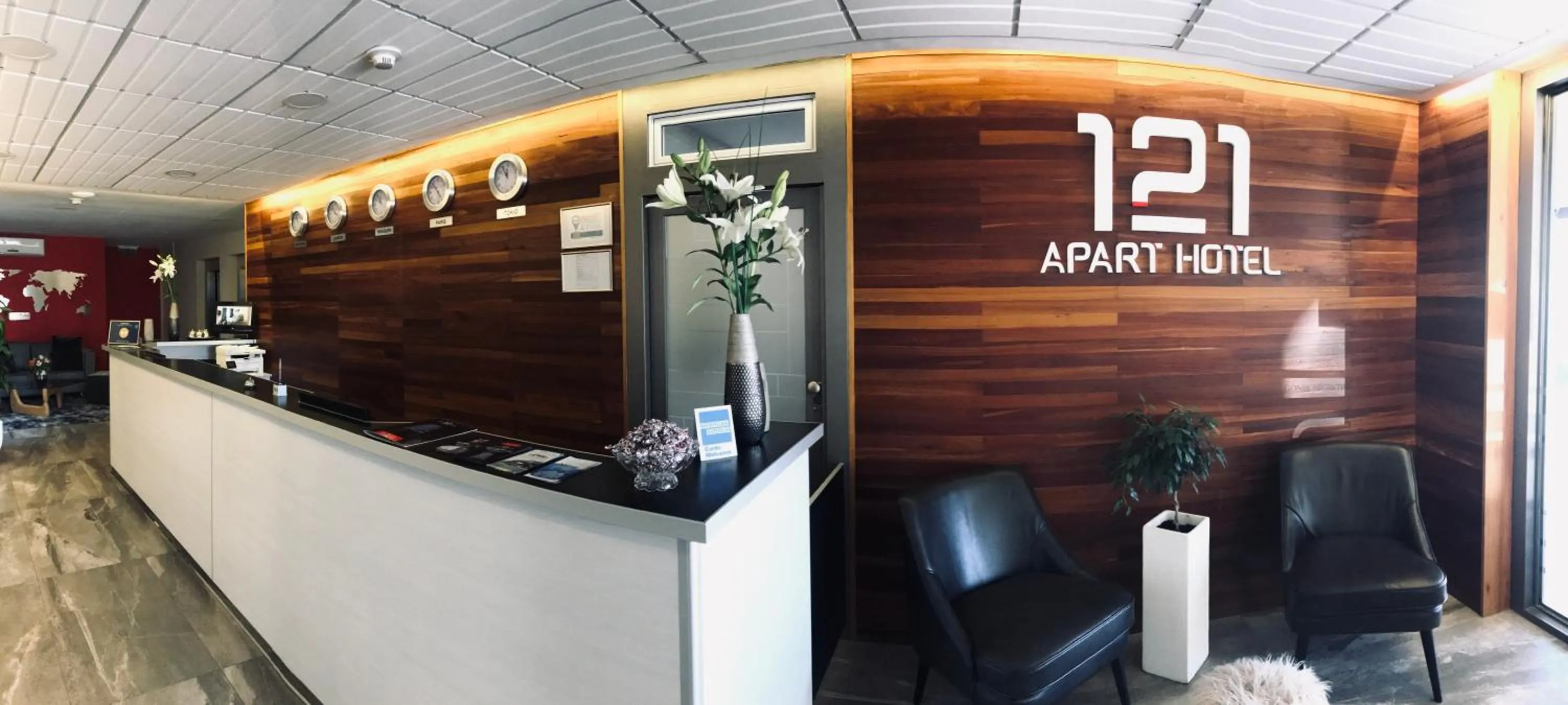 ILLIA 121 APART HOTEL
