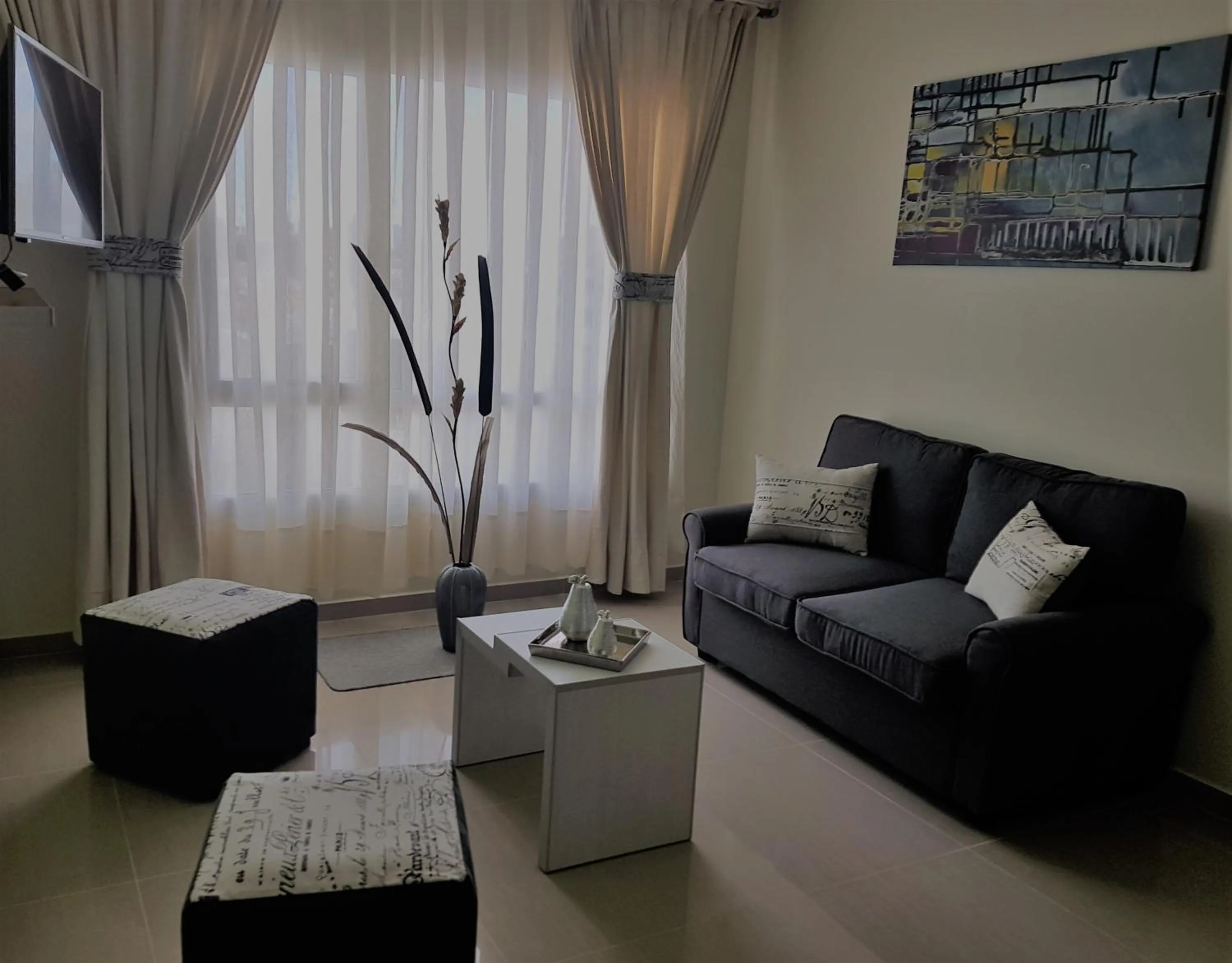 ILLIA 121 APART HOTEL