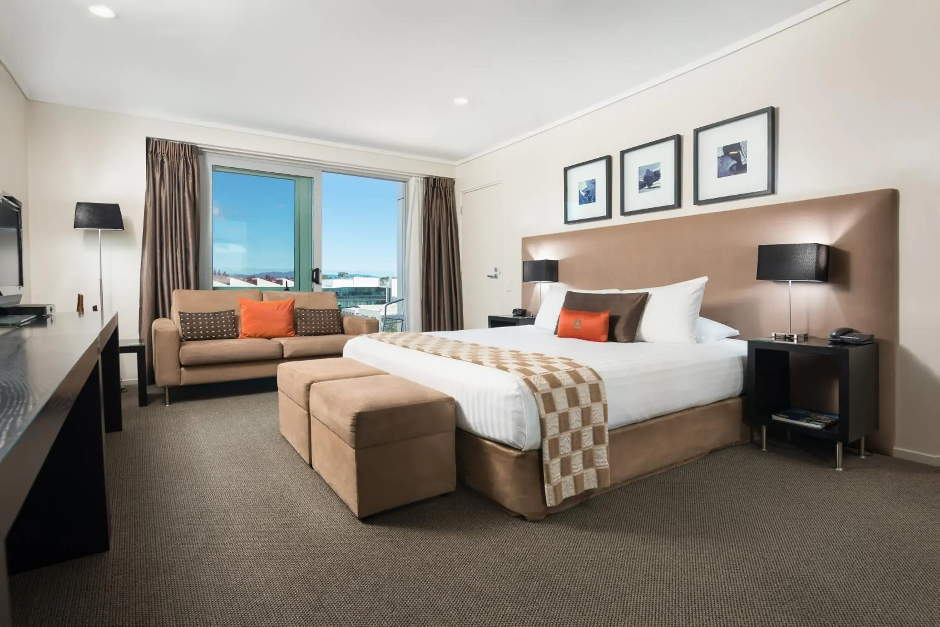 Executive King or Twin Room in Hotel on Devonport Executive King or Twin Room in Hotel on Devonport