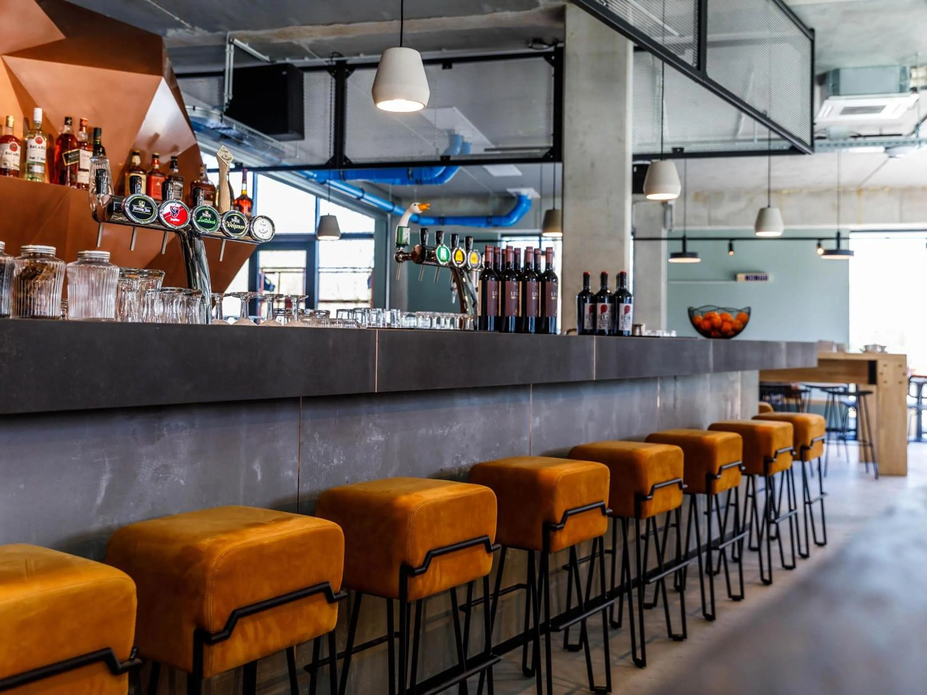 Lounge or bar in Hotel Valkenburg by Mercure - Next to Shimano Experience Center