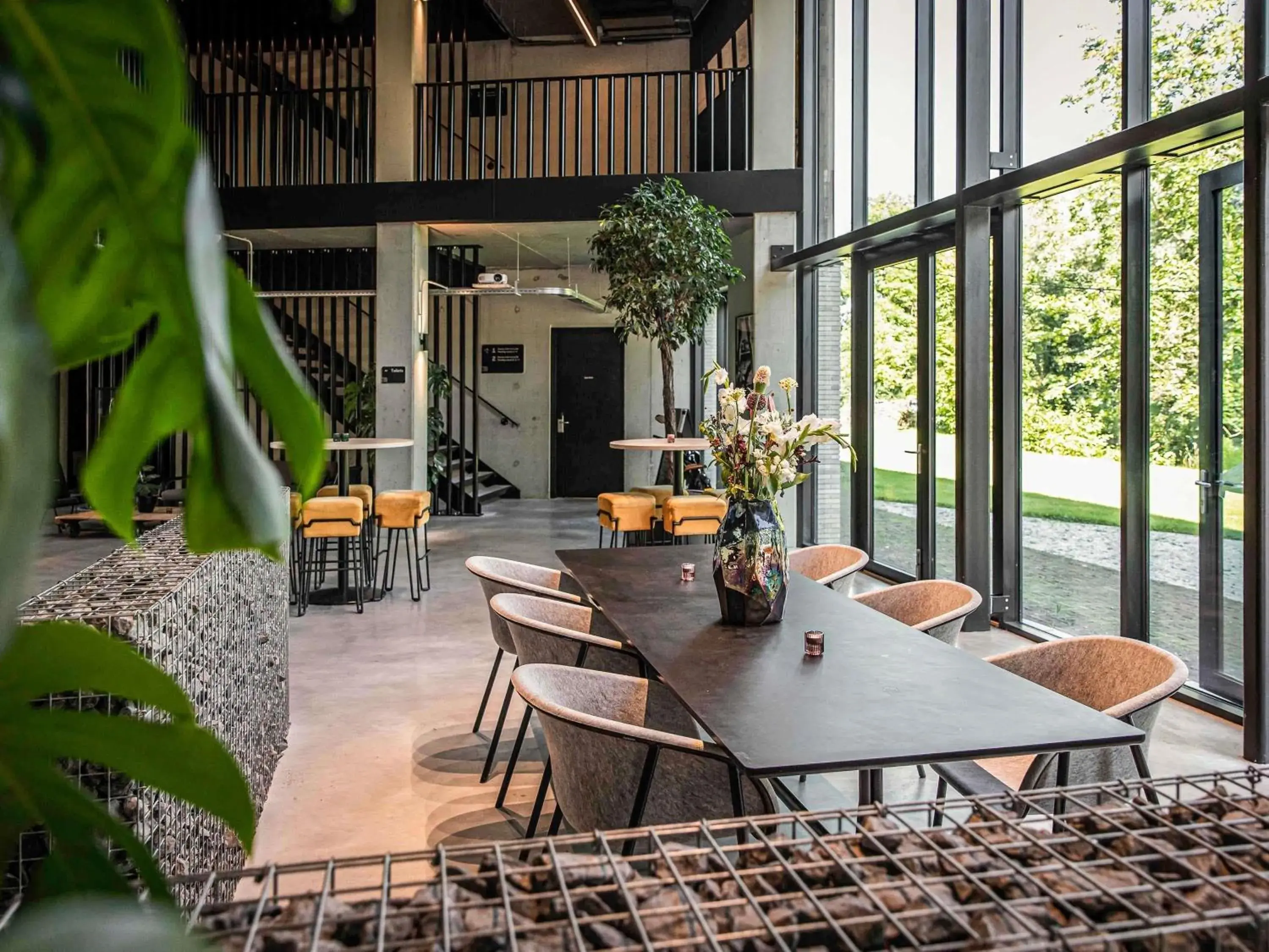 Property building in Hotel Valkenburg by Mercure - Next to Shimano Experience Center Property building in Hotel Valkenburg by Mercure - Next to Shimano Experience Center