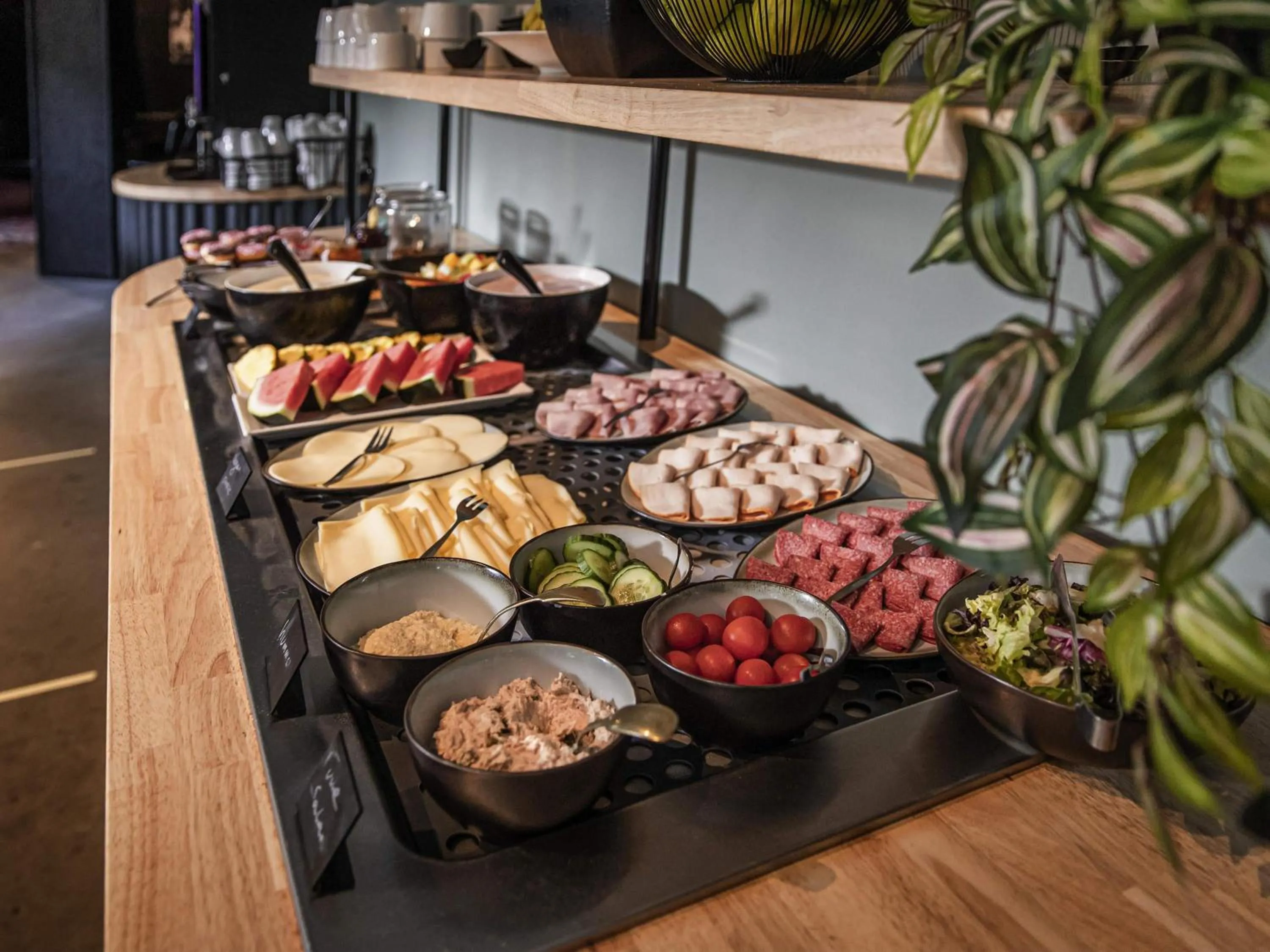 Breakfast in Hotel Valkenburg by Mercure - Next to Shimano Experience Center