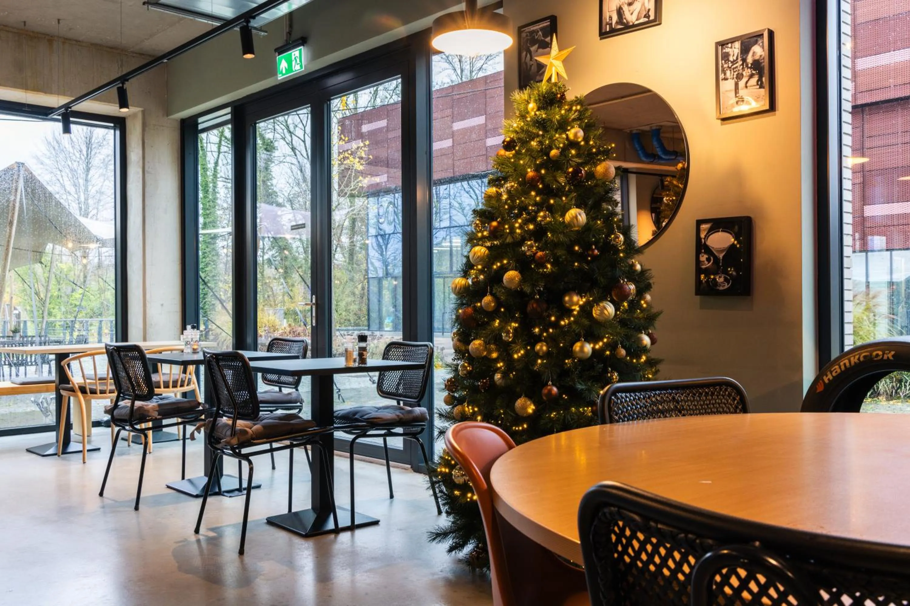 Restaurant/places to eat in Hotel Valkenburg by Mercure - Next to Shimano Experience Center