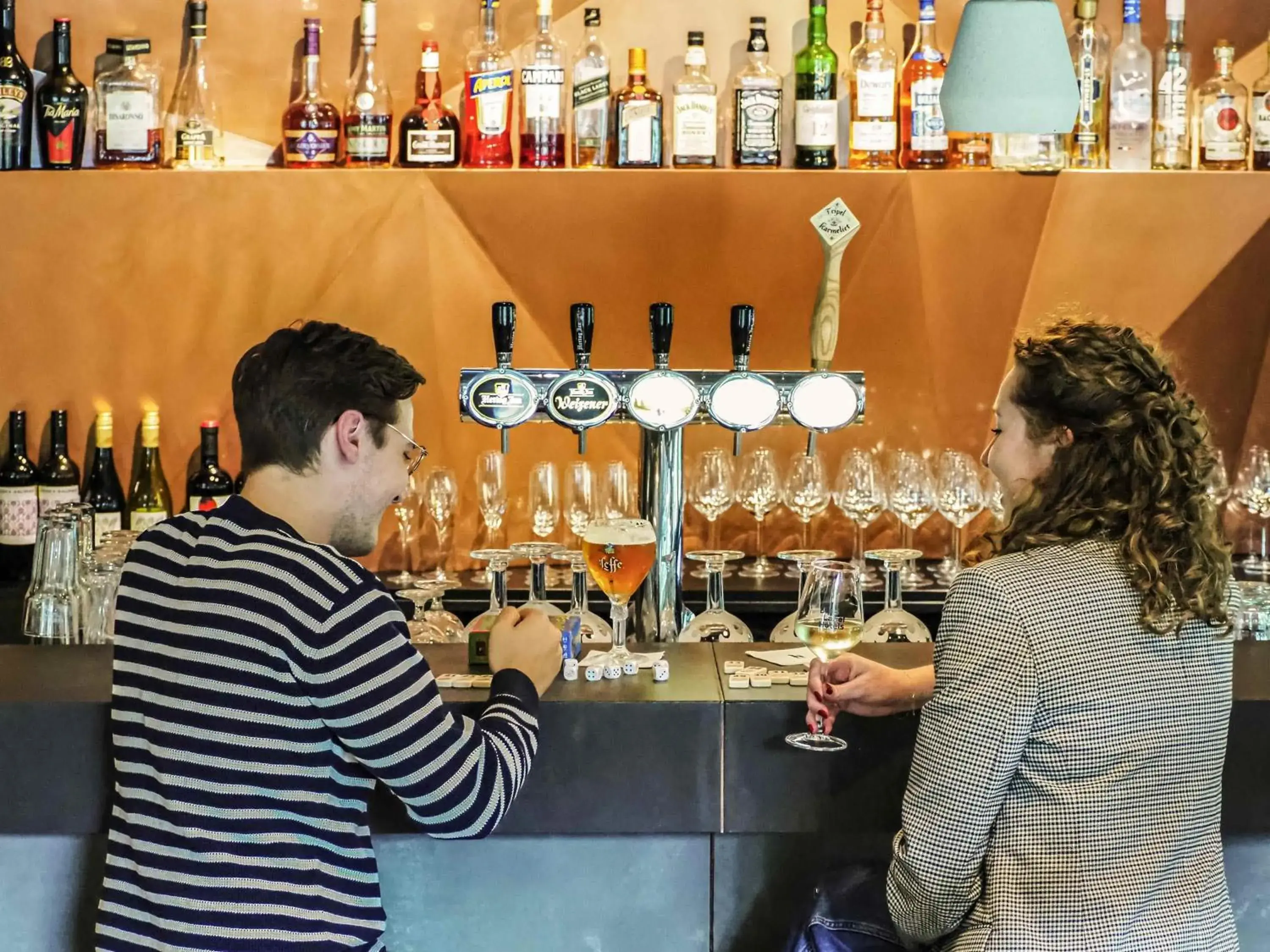 Lounge or bar in Hotel Valkenburg by Mercure - Next to Shimano Experience Center Lounge or bar in Hotel Valkenburg by Mercure - Next to Shimano Experience Center