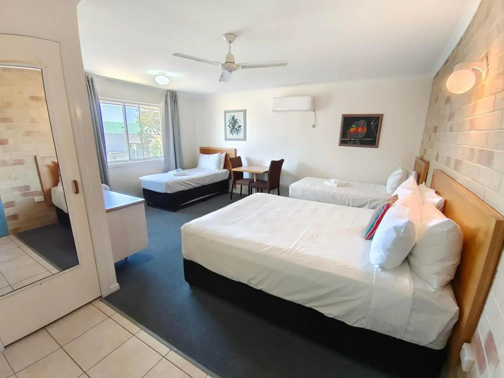 Bed in Best Western Ambassador Motor Lodge Bed in Best Western Ambassador Motor Lodge