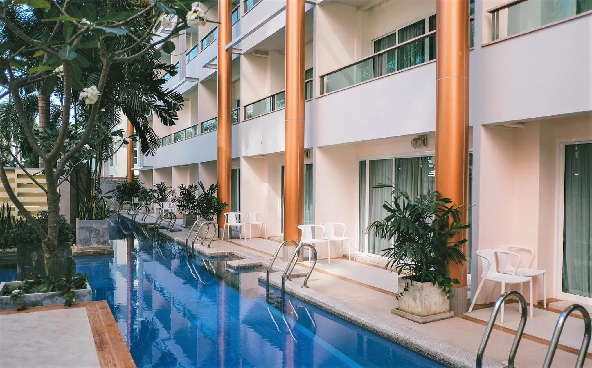 Pool view in Asia Cha-am Hotel